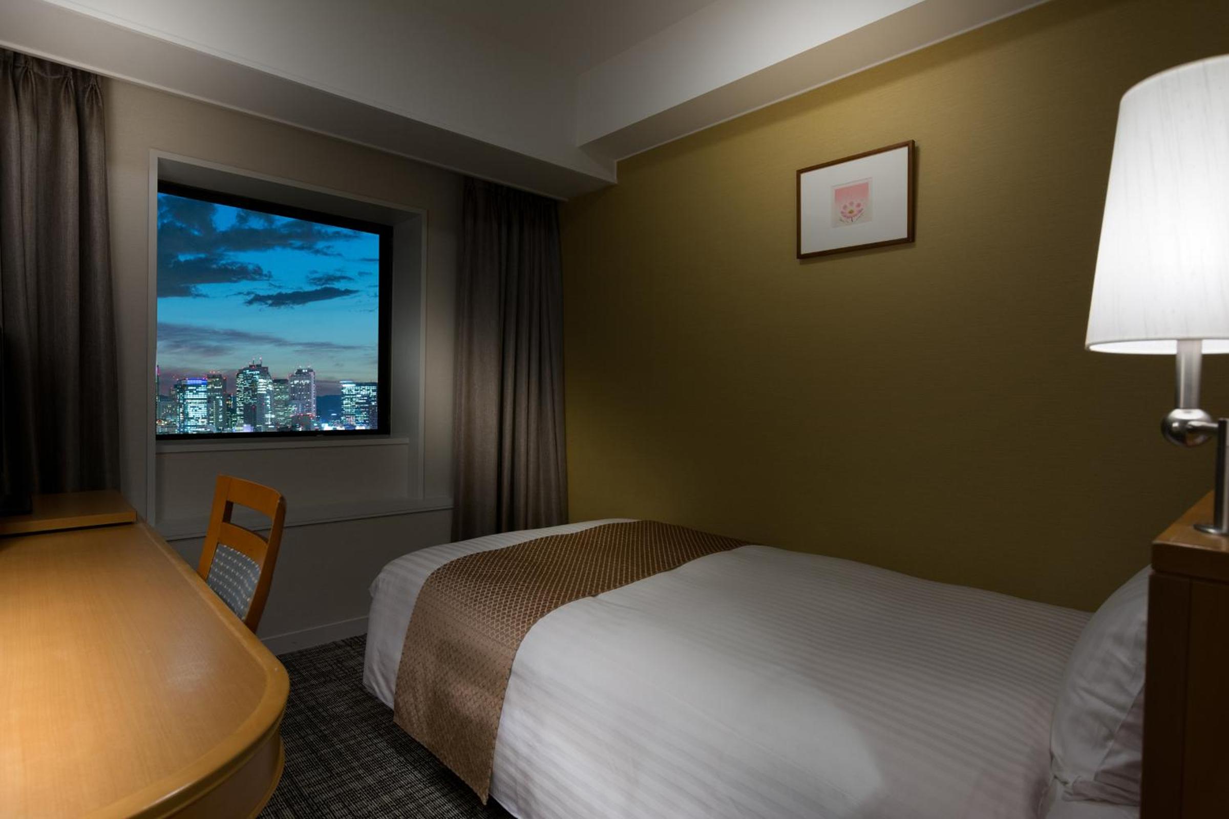 Double Room with Small Double Bed - Non-Smoking