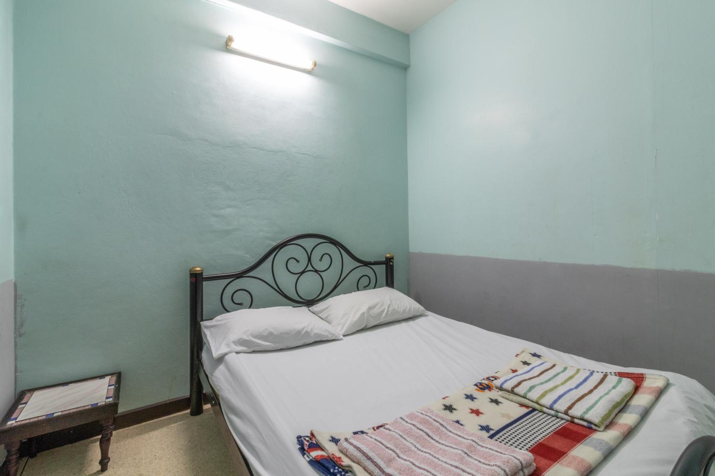 Double Room with Shared Bathroom photo 1