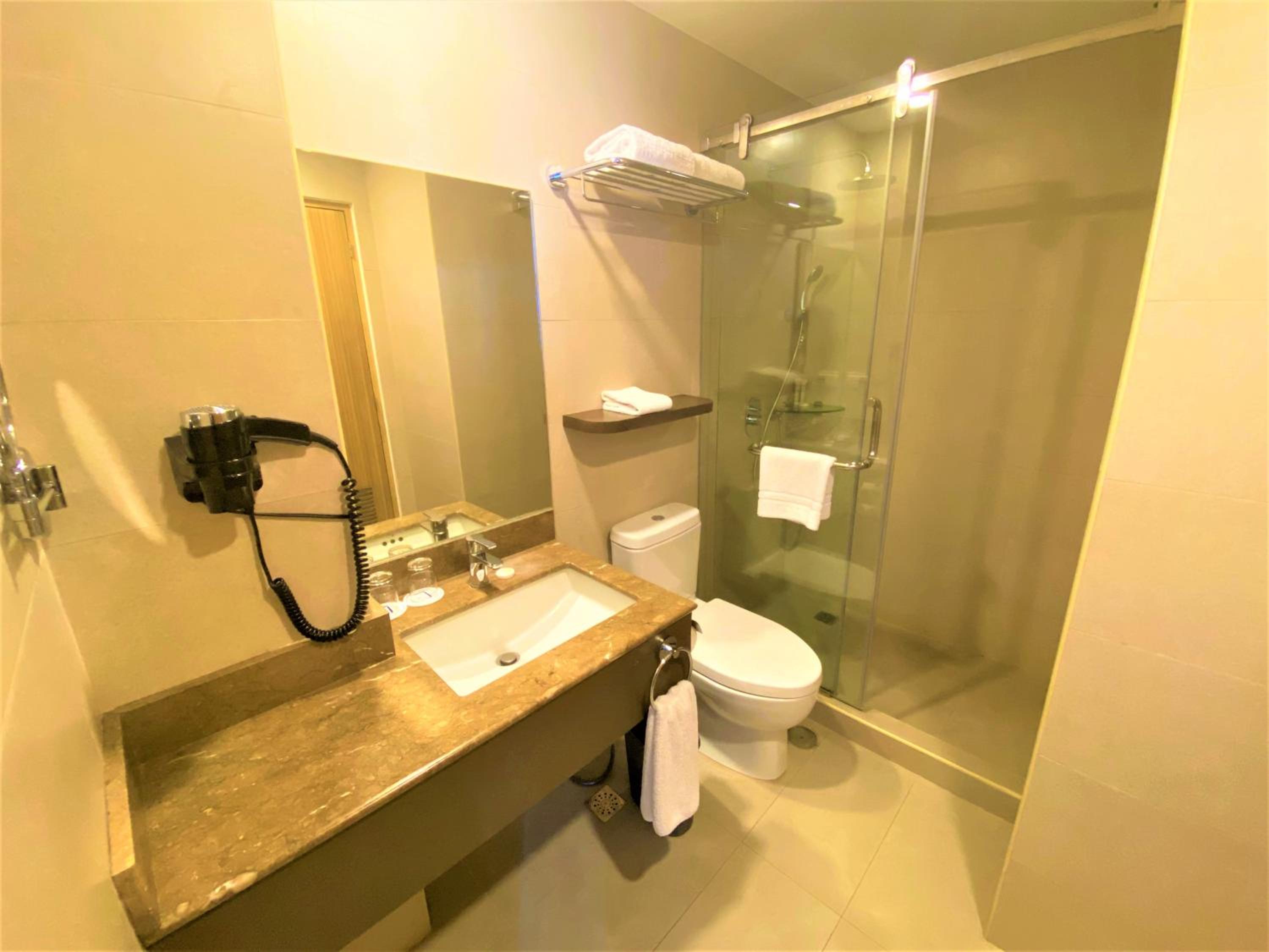 One-Bedroom Suite photo 2