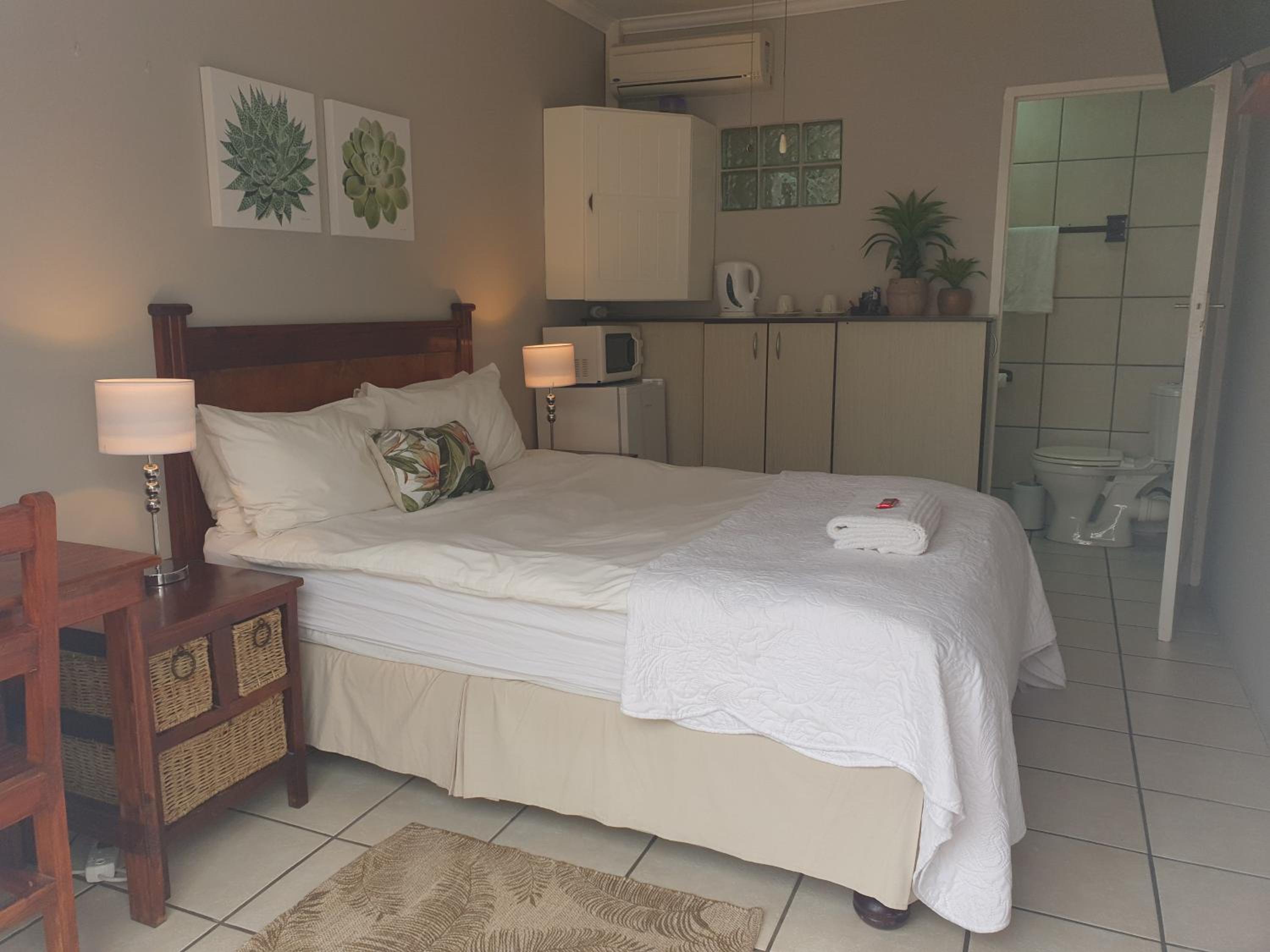 Budget Single Room photo 3