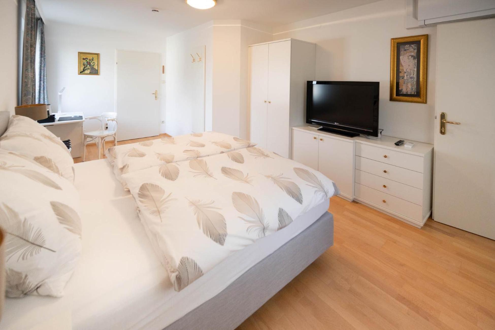 Double Room photo 3