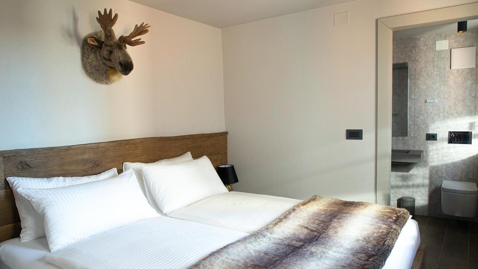 Two-Bedroom House - Photo 7