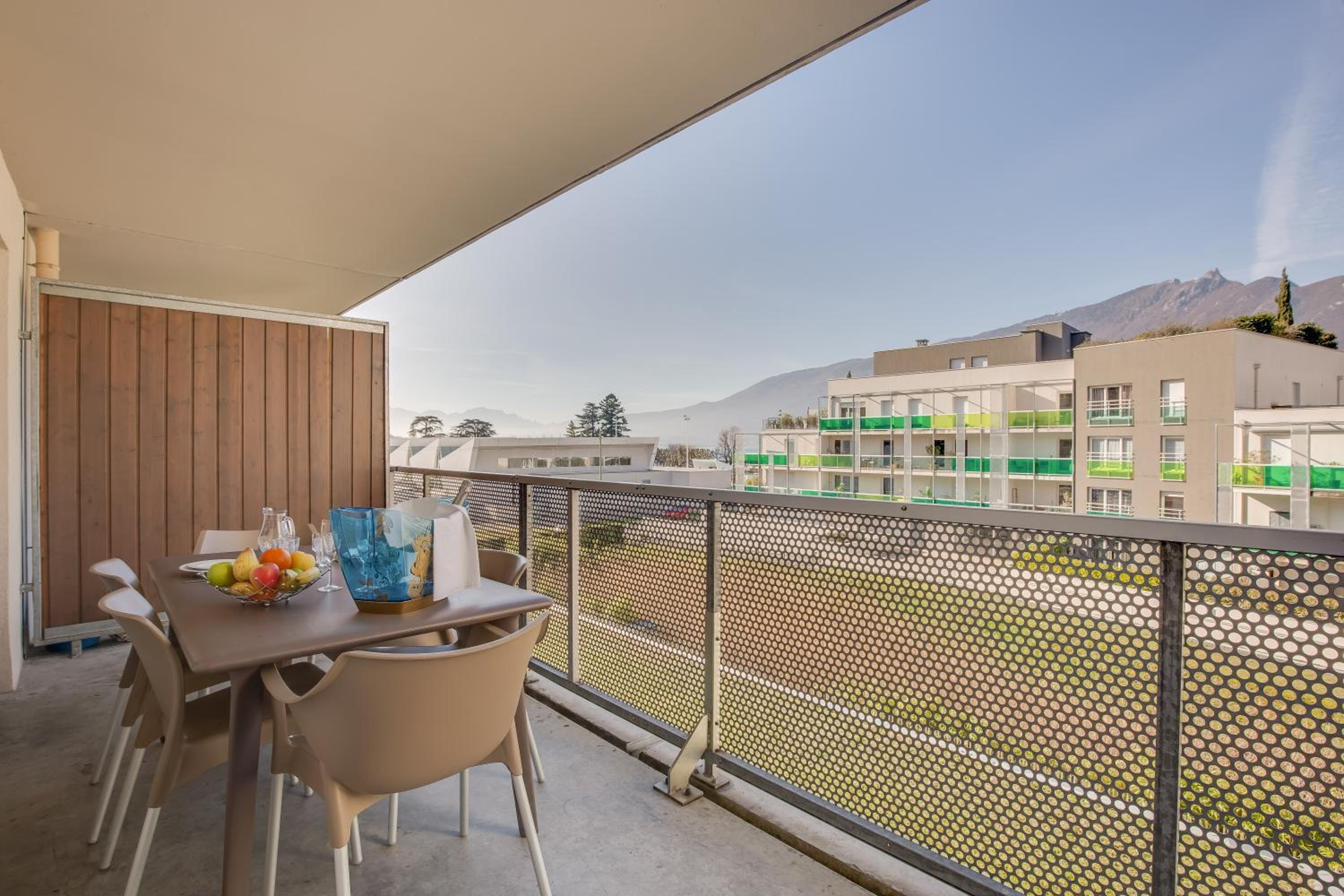 Two-Bedroom Apartment with Balcony (6 Adults) photo 2