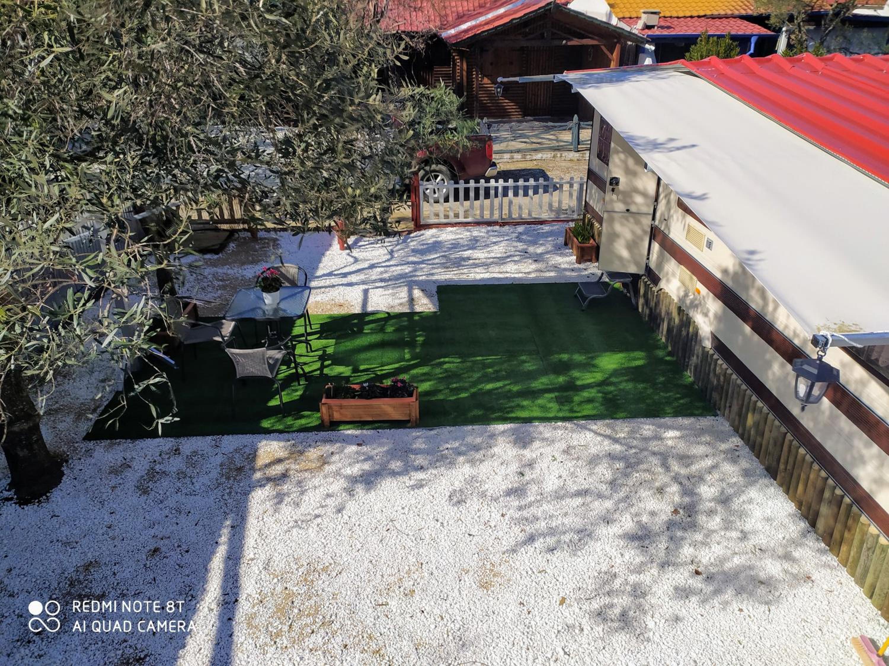 Mobile Home - Photo 9