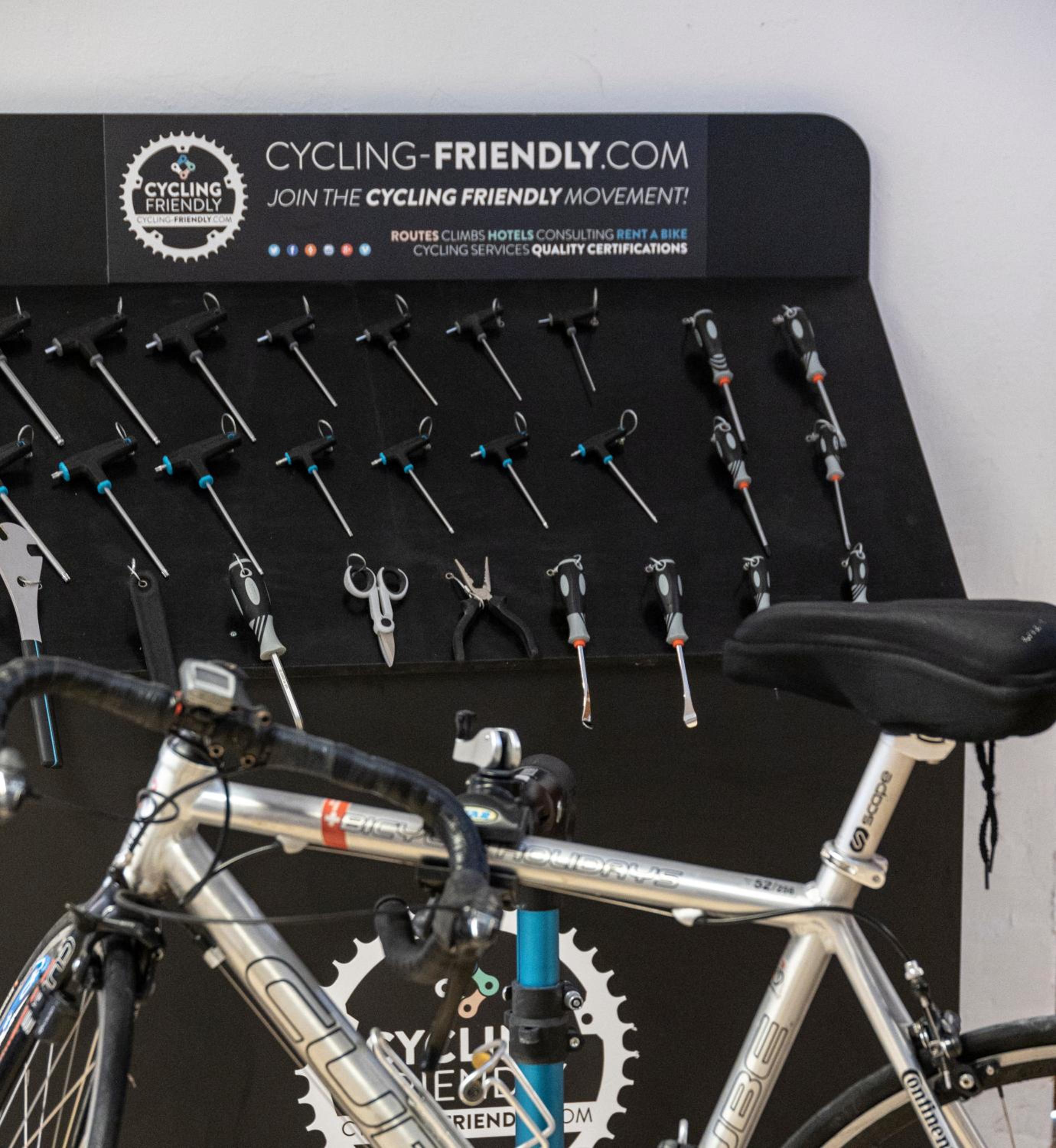 Studio with Balcony - Cycling Package