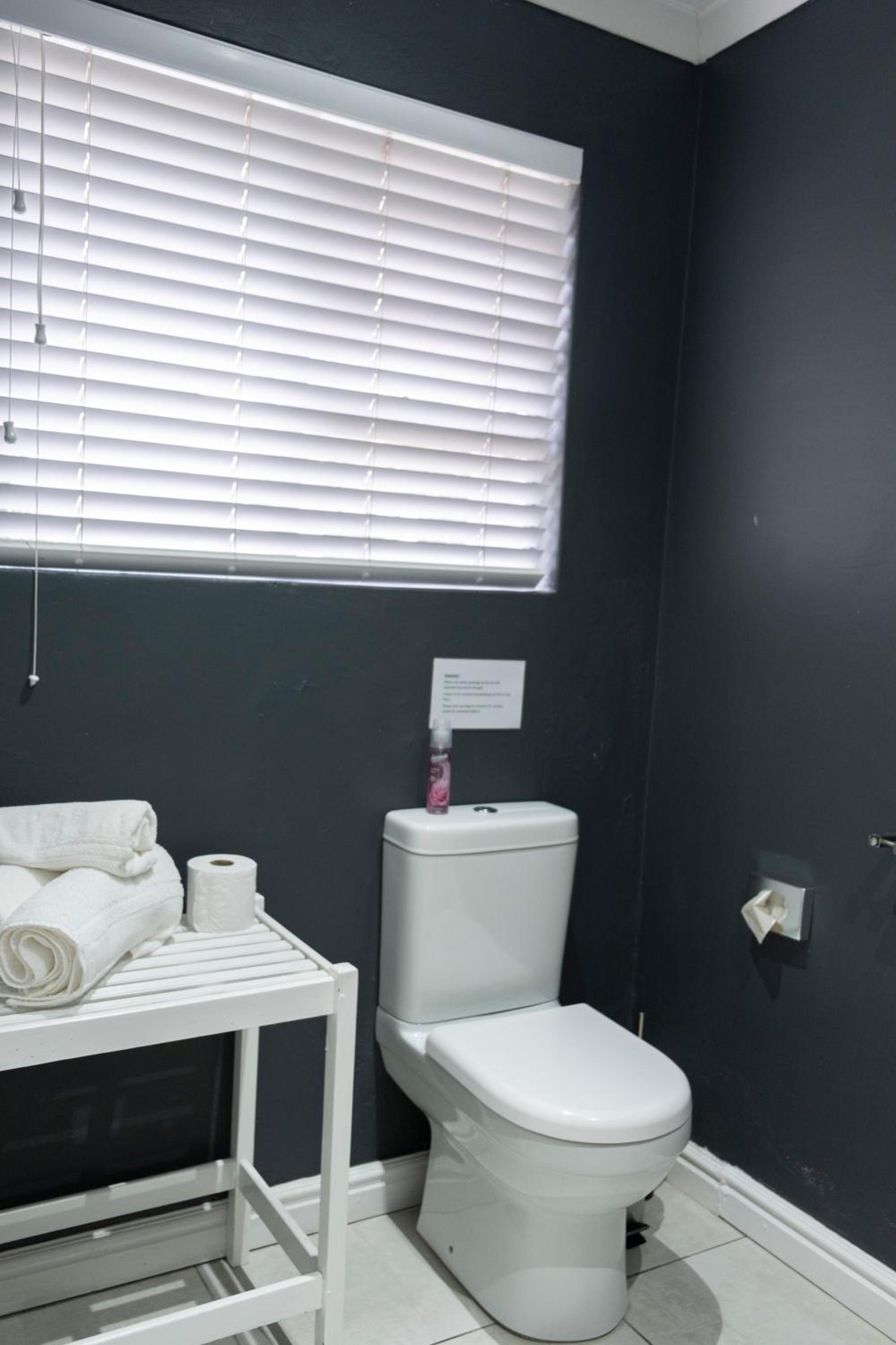 Twin/Double Room photo 3