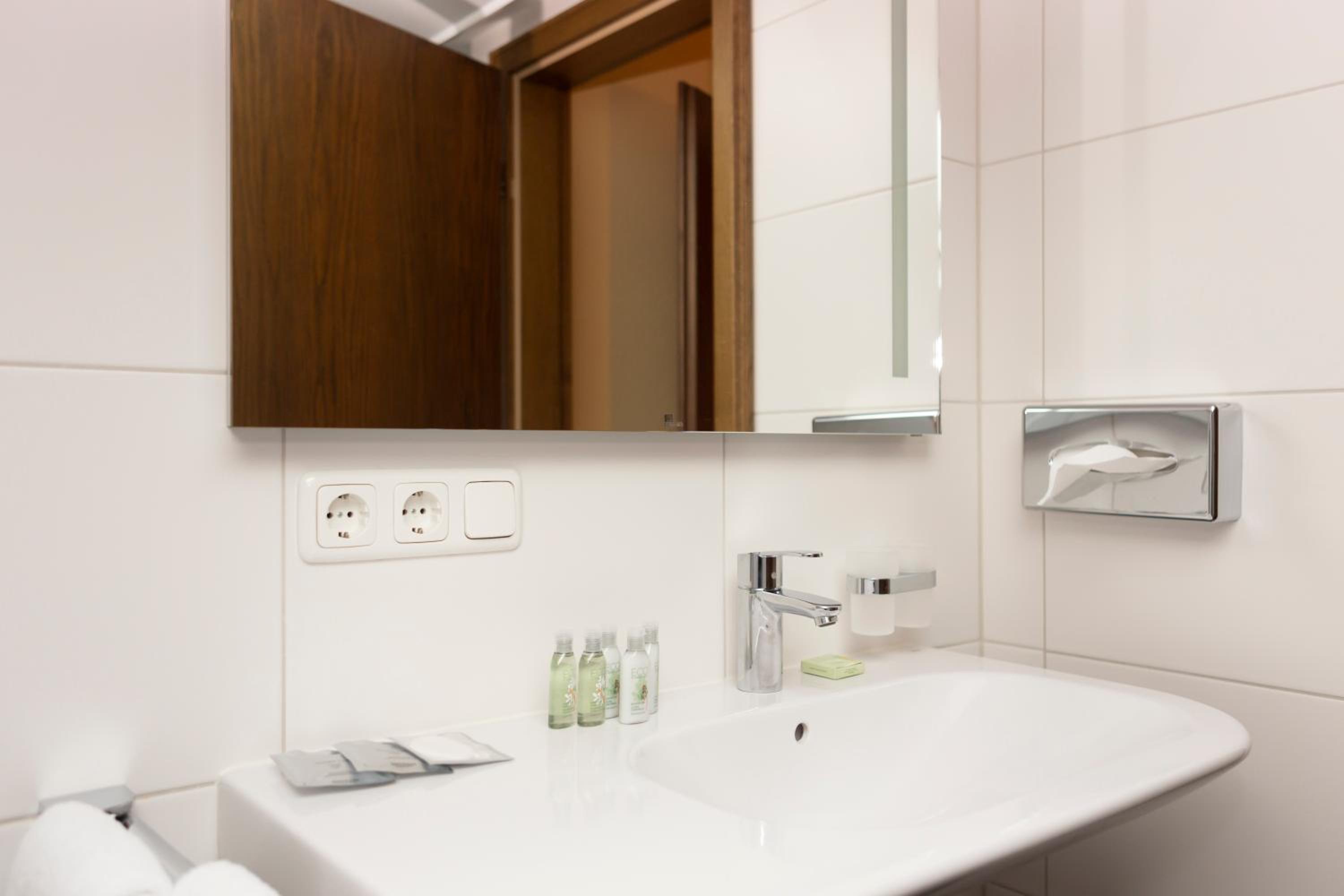 Superior Double Room - Photo 5