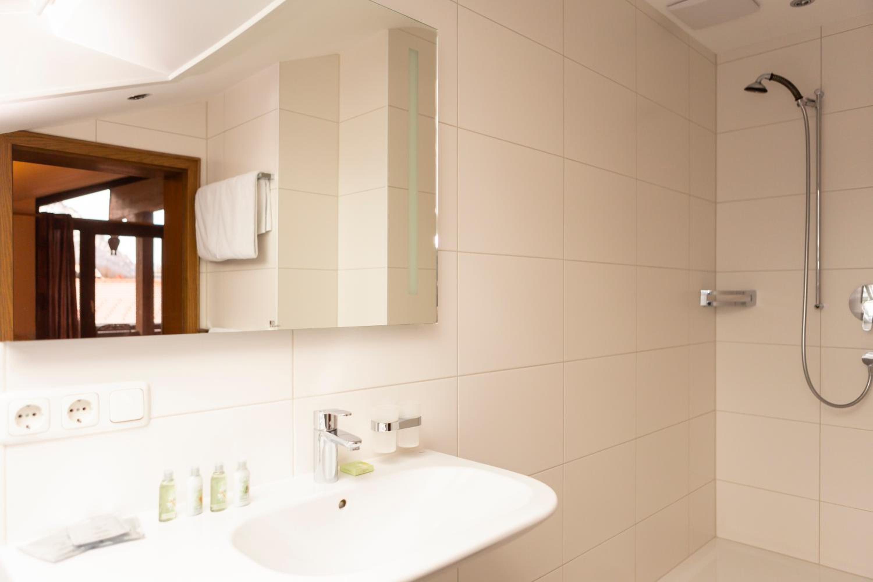 Superior Double Room - Photo 4