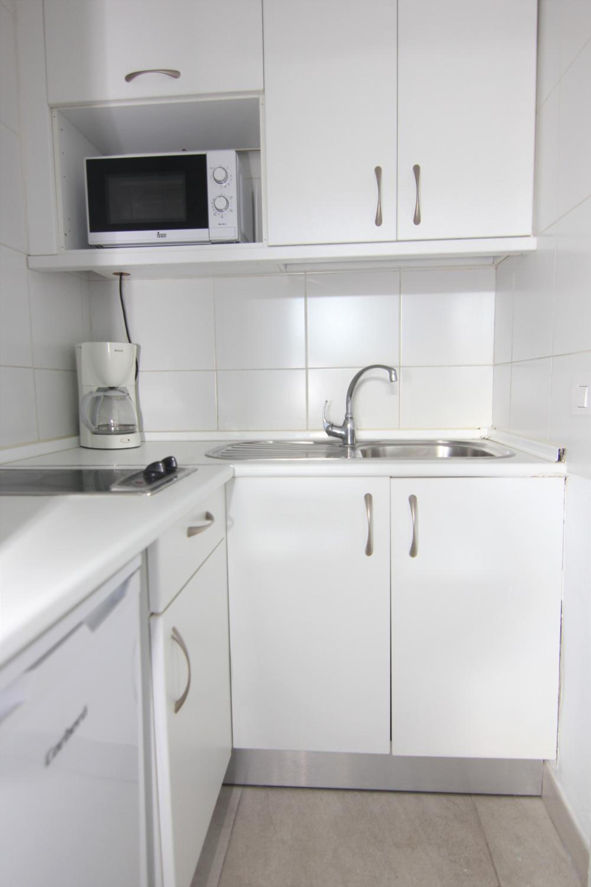 Studio (2 Adults) photo 2