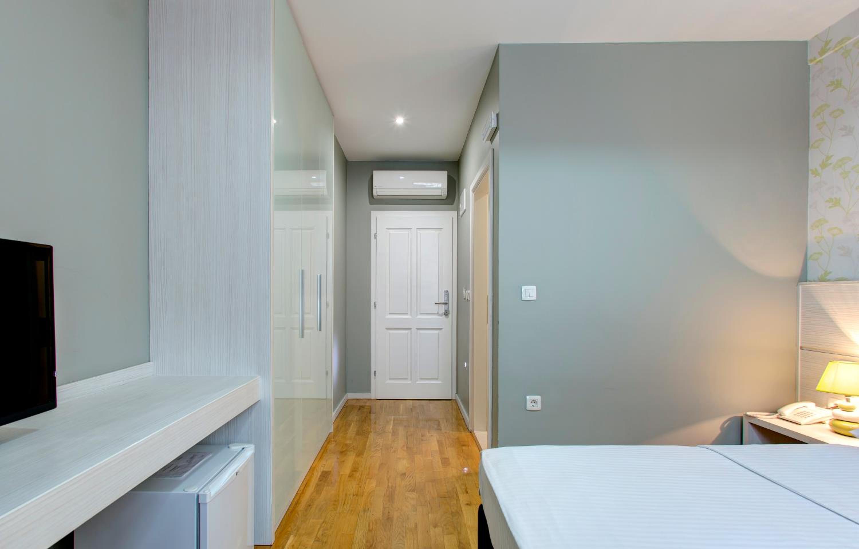Double Room photo 3