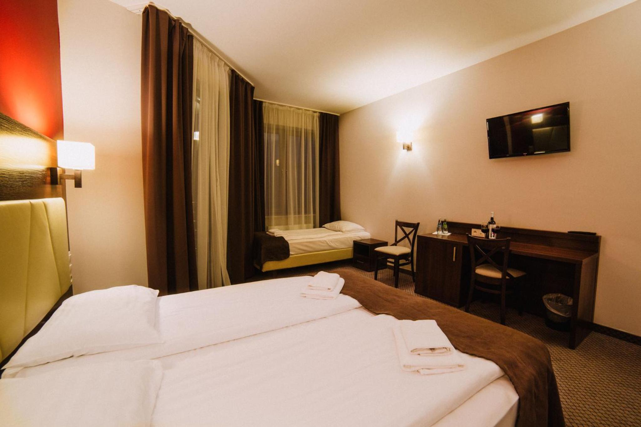 Triple Room - Photo 1