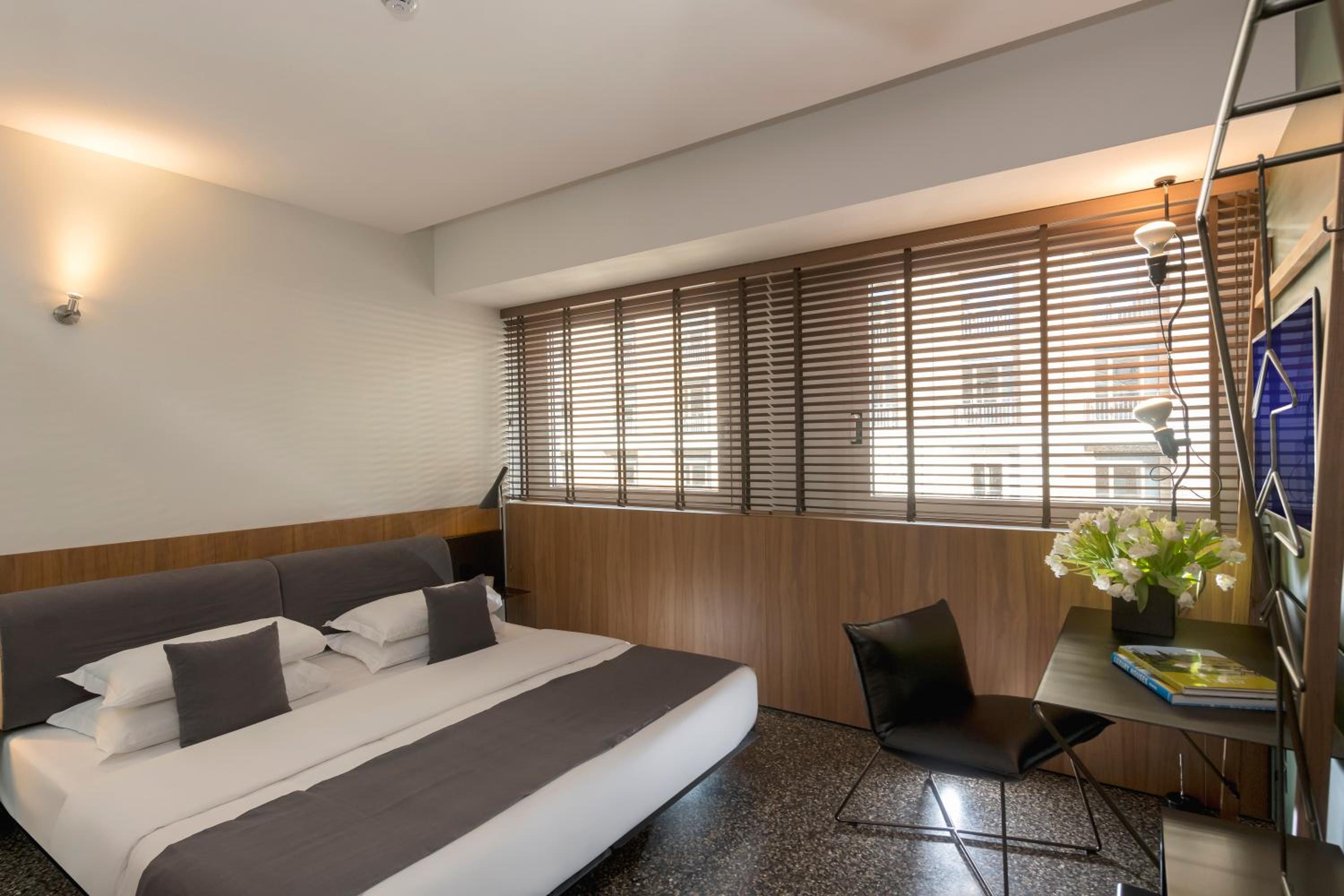 Superior Double or Twin Room photo 3