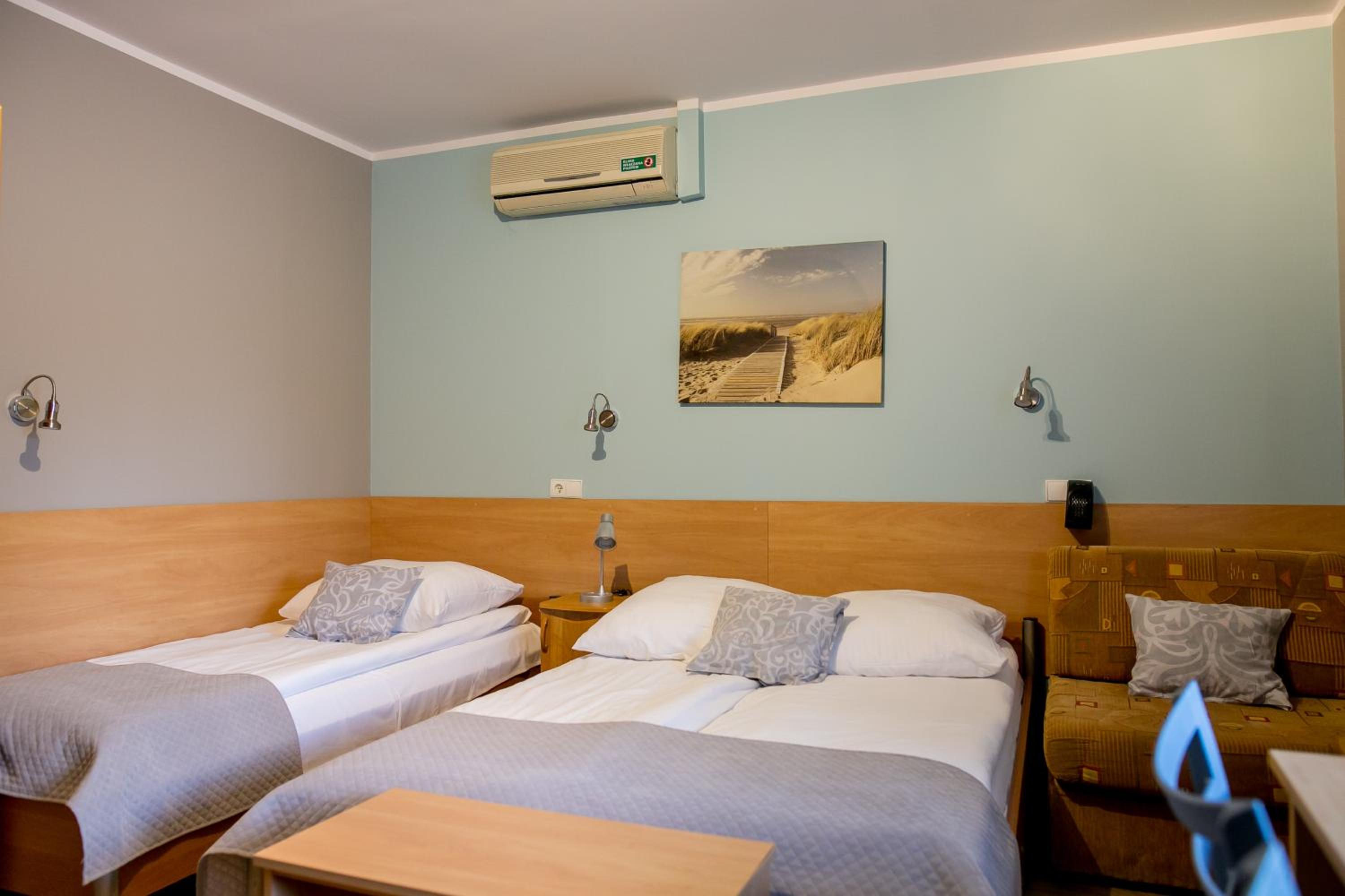 Triple Room - Photo 16