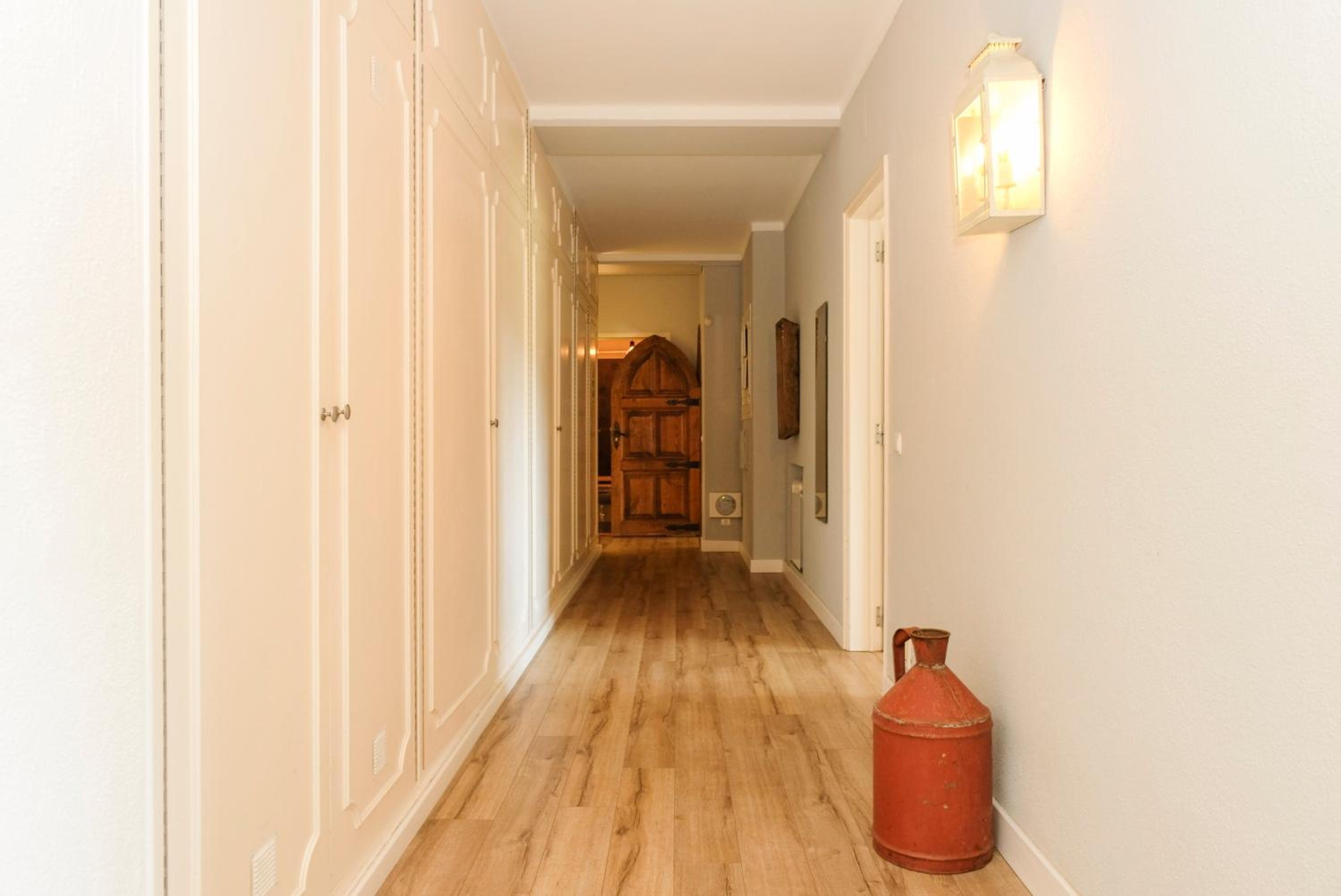 Three-Bedroom Apartment - Photo 22