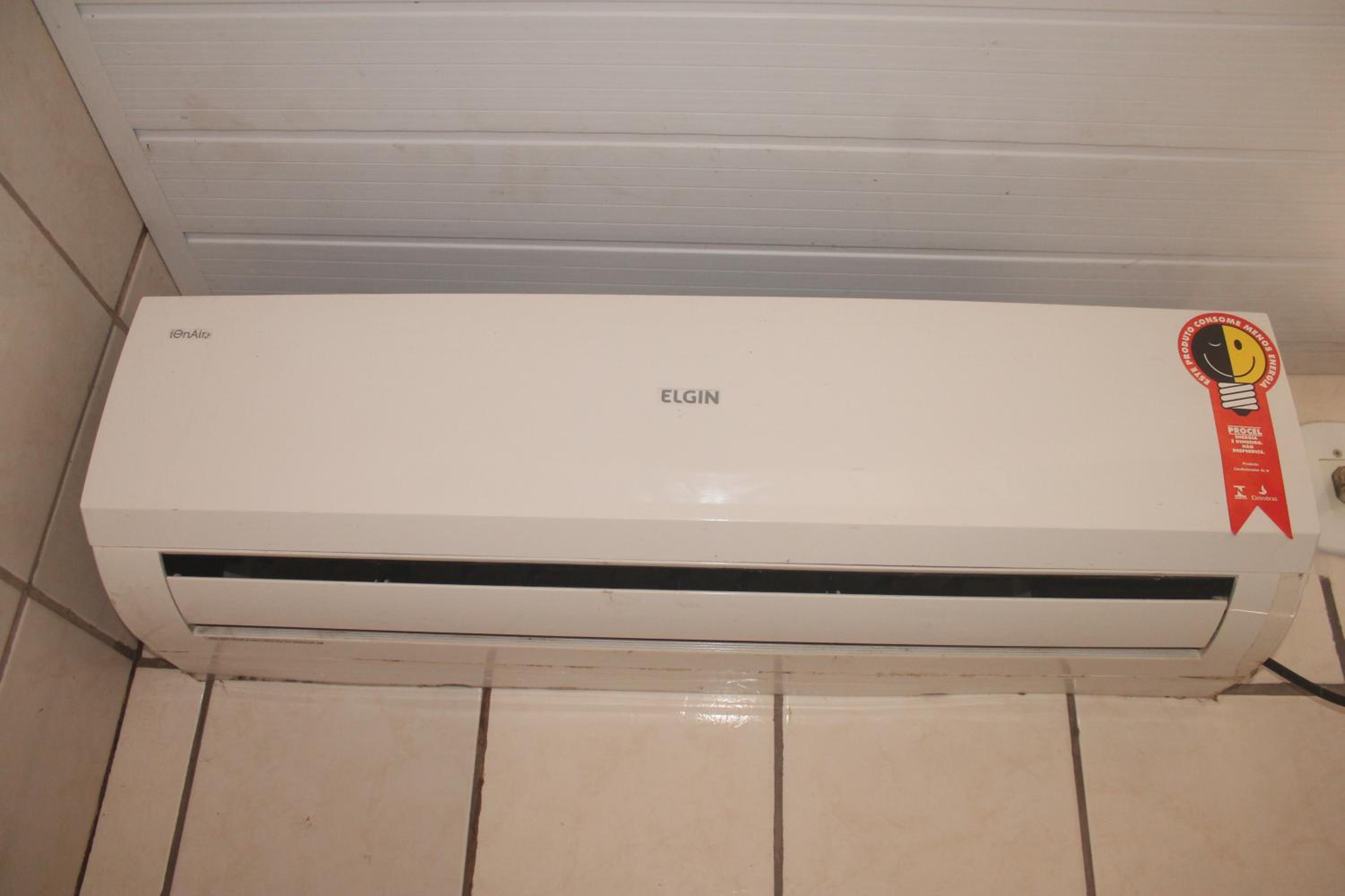 Standard Double Room With Shared Bathroom