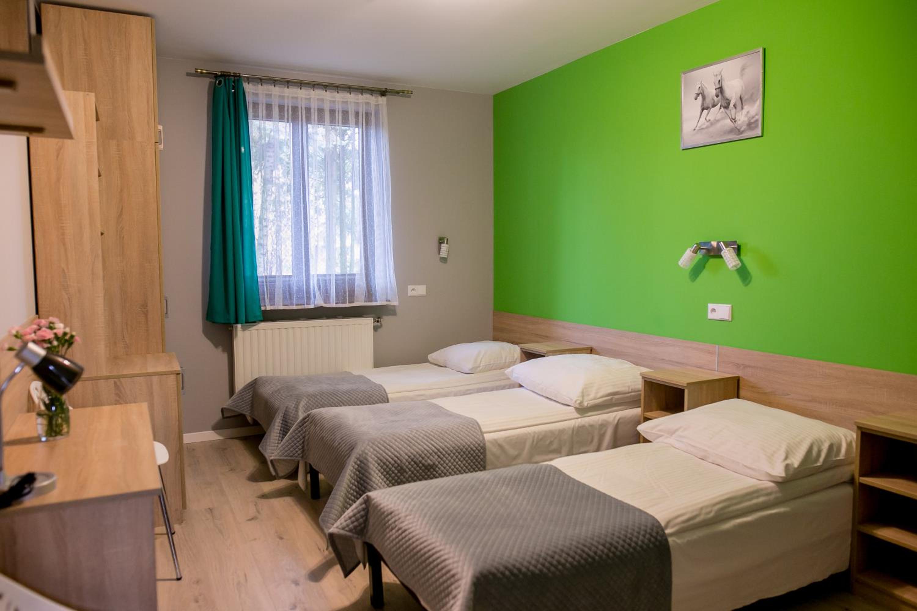 Triple Room - Photo 11