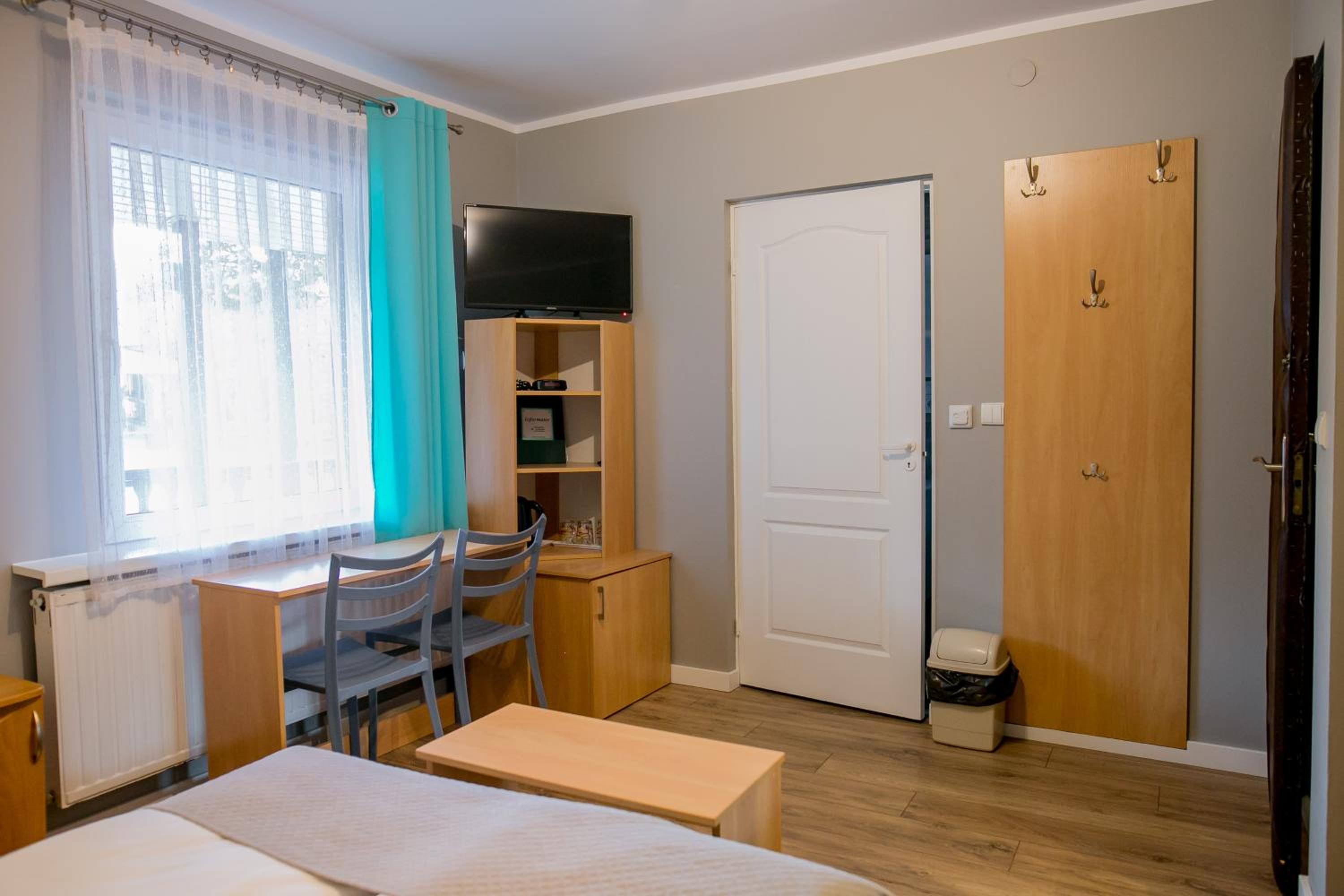 Double Room - Photo 7