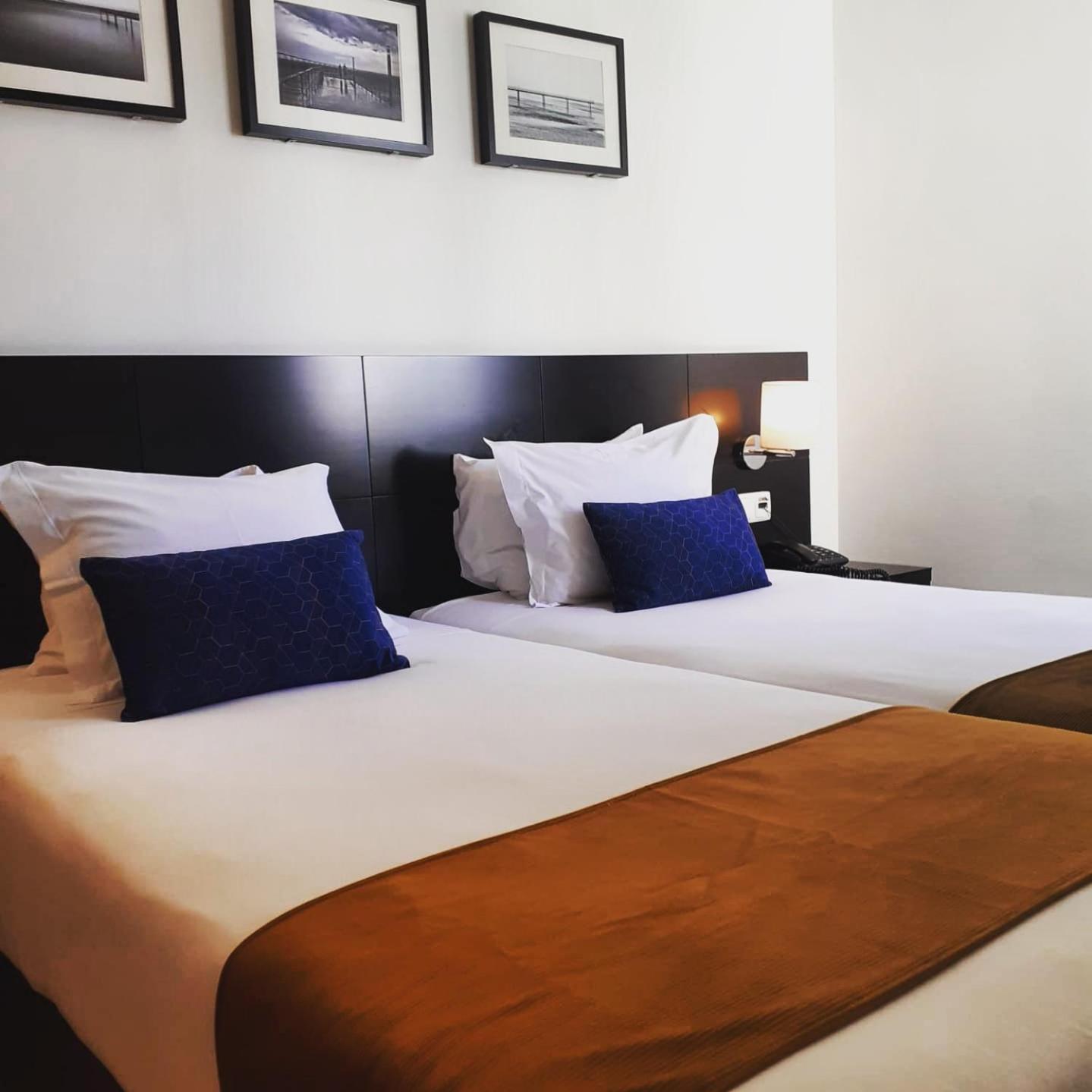 Twin Room - Photo 8