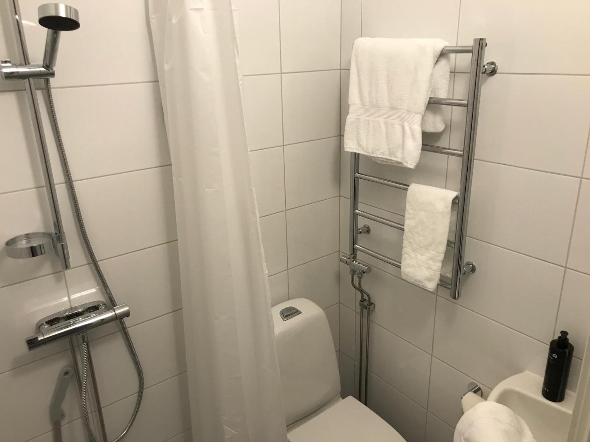 Small Double Room - Photo 2