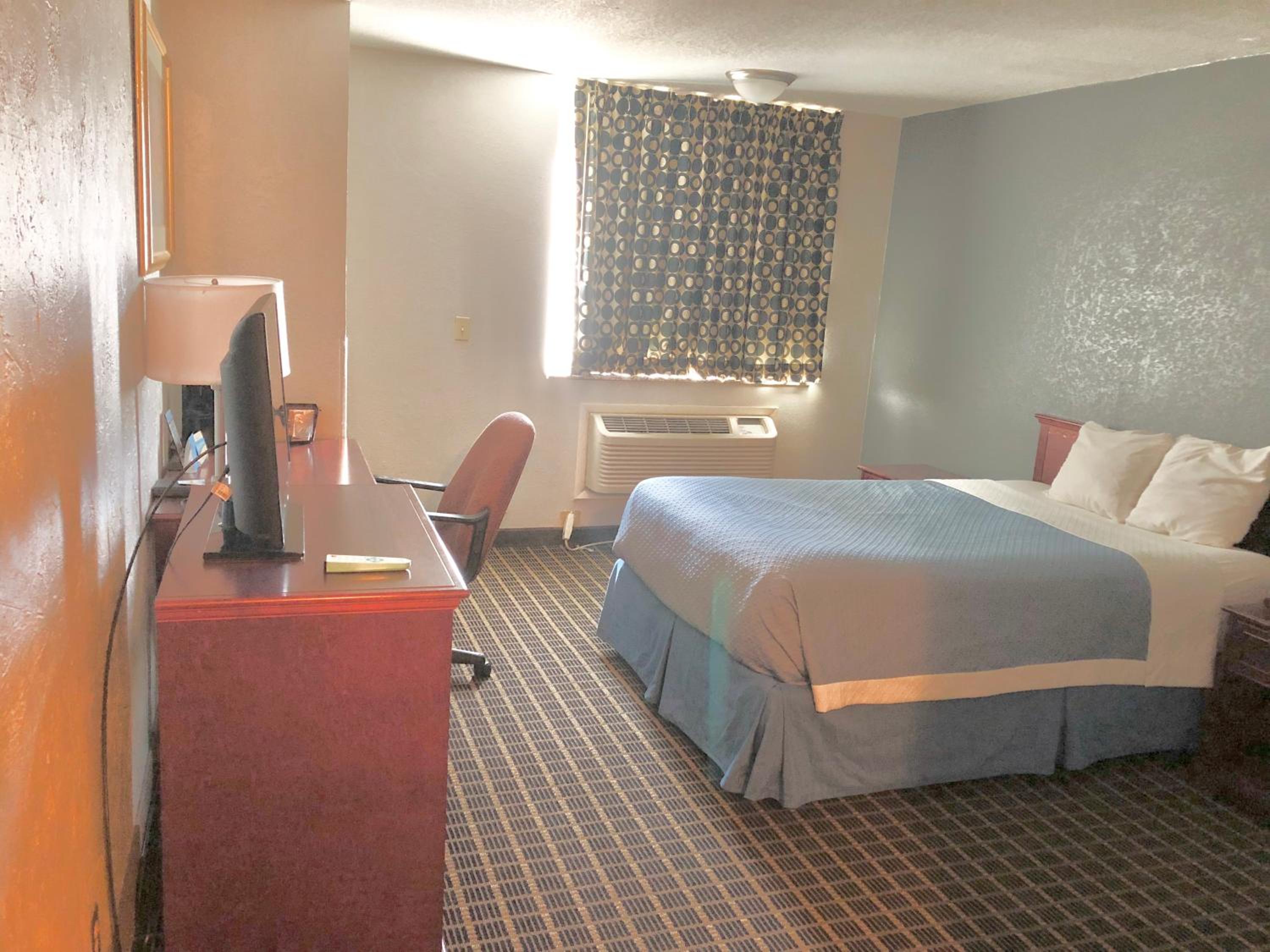 Double Room - Mobility Access/Non-Smoking photo 1