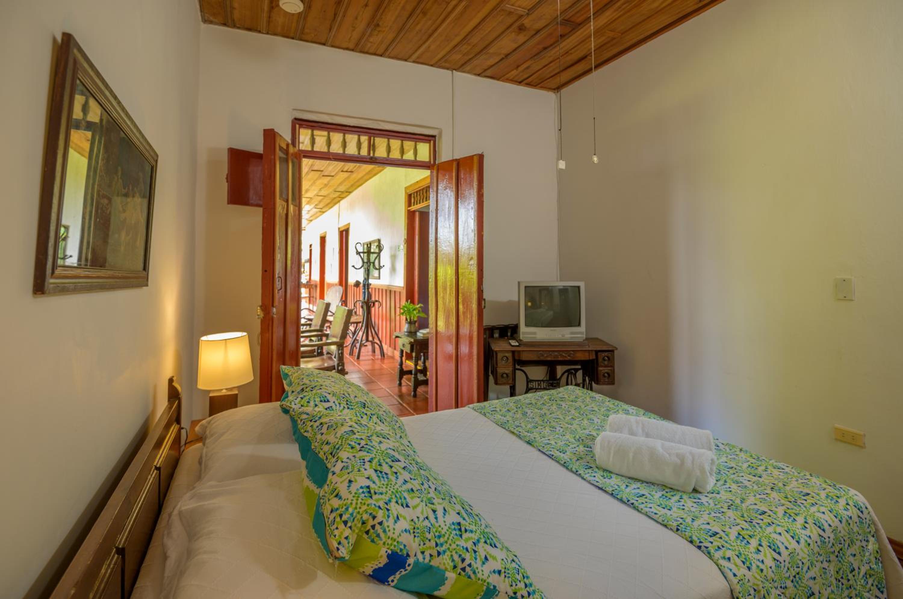 Double Room With Private Bathroom photo 1