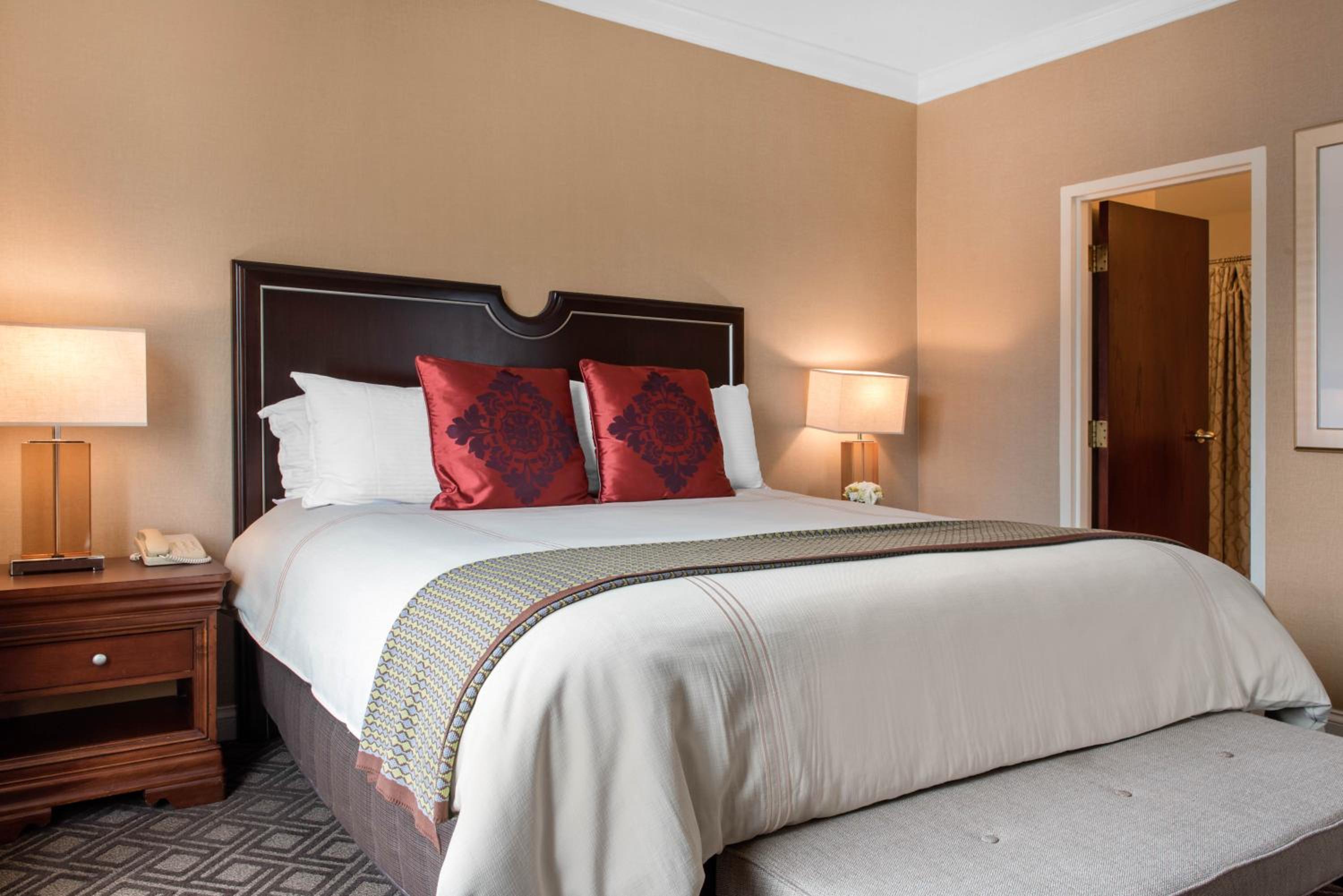 Severin Suite - 1 King Bed - Photo 1