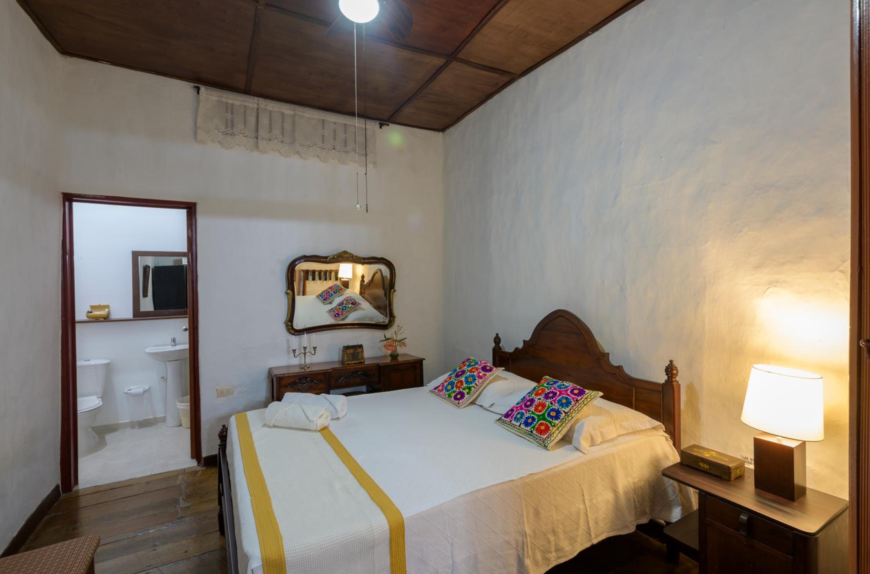 Double Room With Private Bathroom photo 1