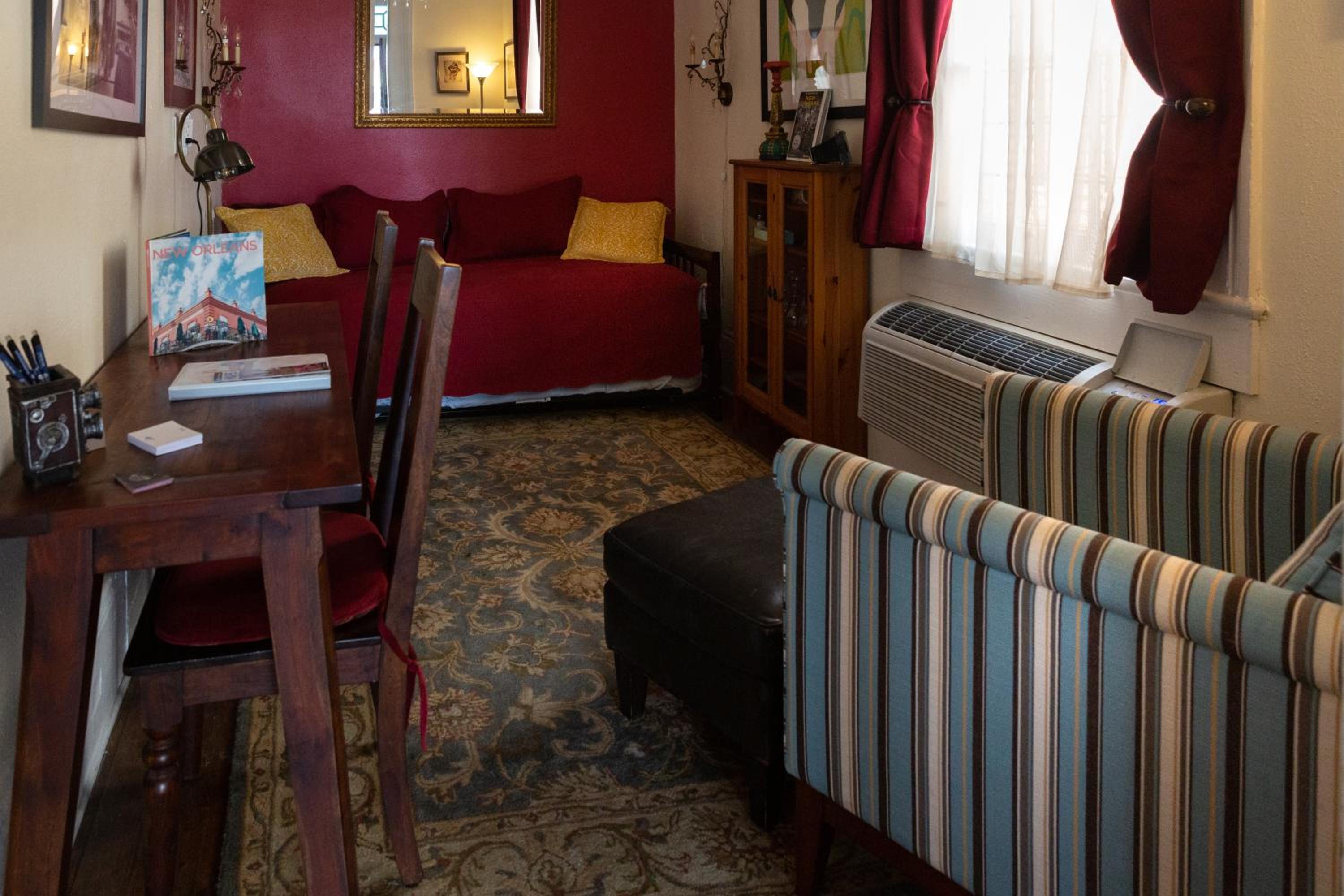 King Suite - Photo 7