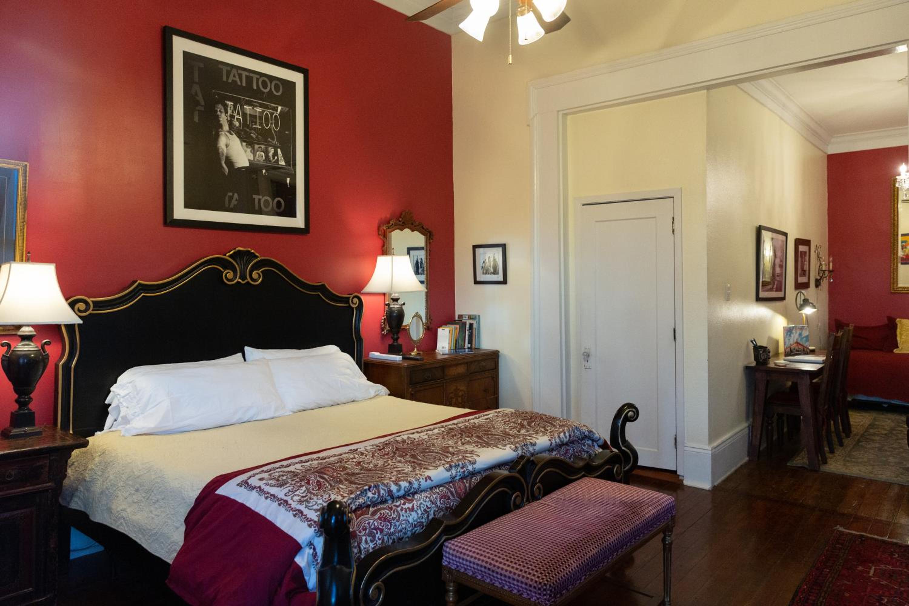 King Suite - Photo 2