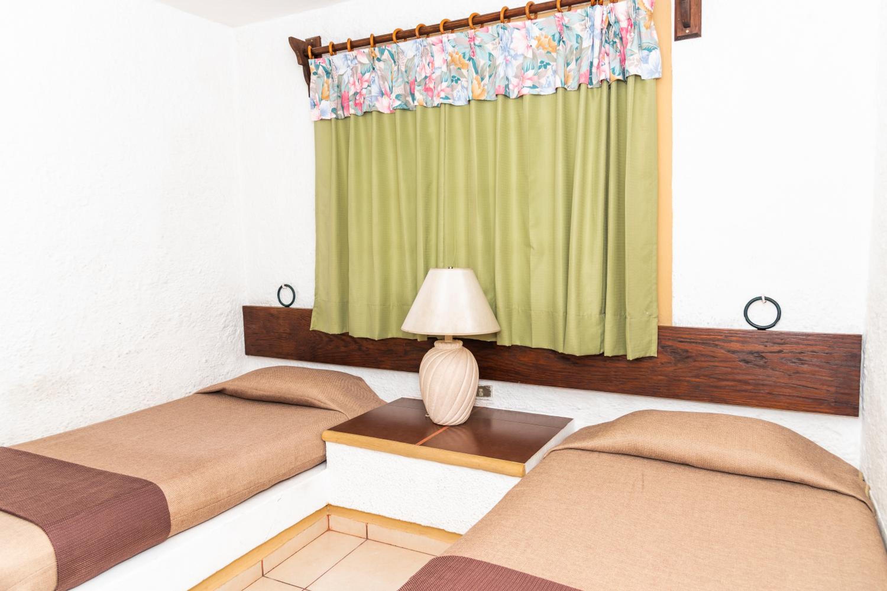 Family Bungalow photo 2