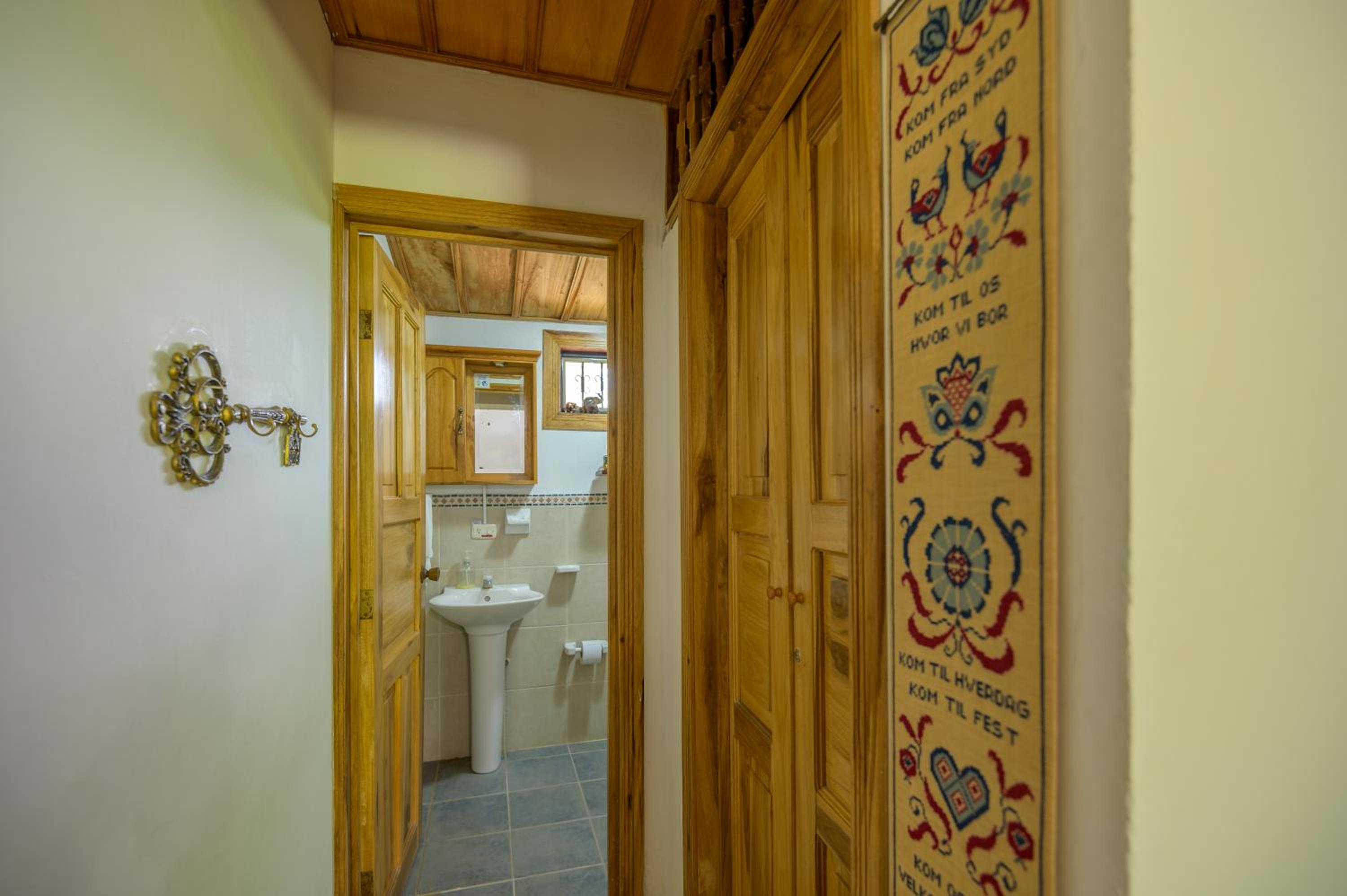 Double Room With Private Bathroom photo 2