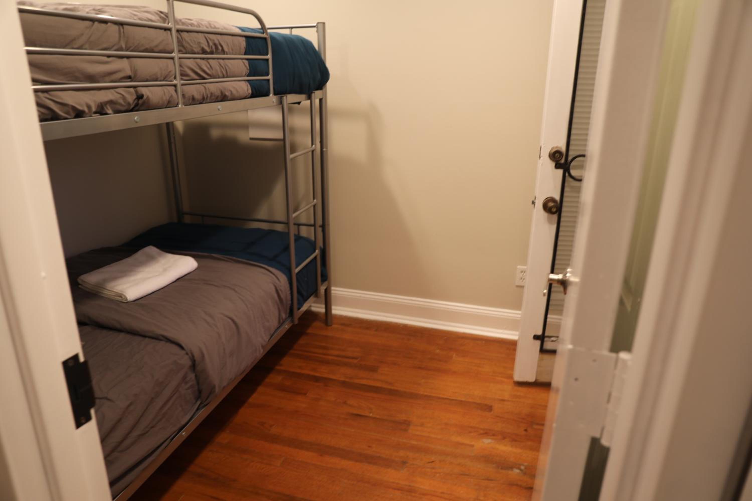 Single Bed in 2-Bed Dormitory Room photo 2