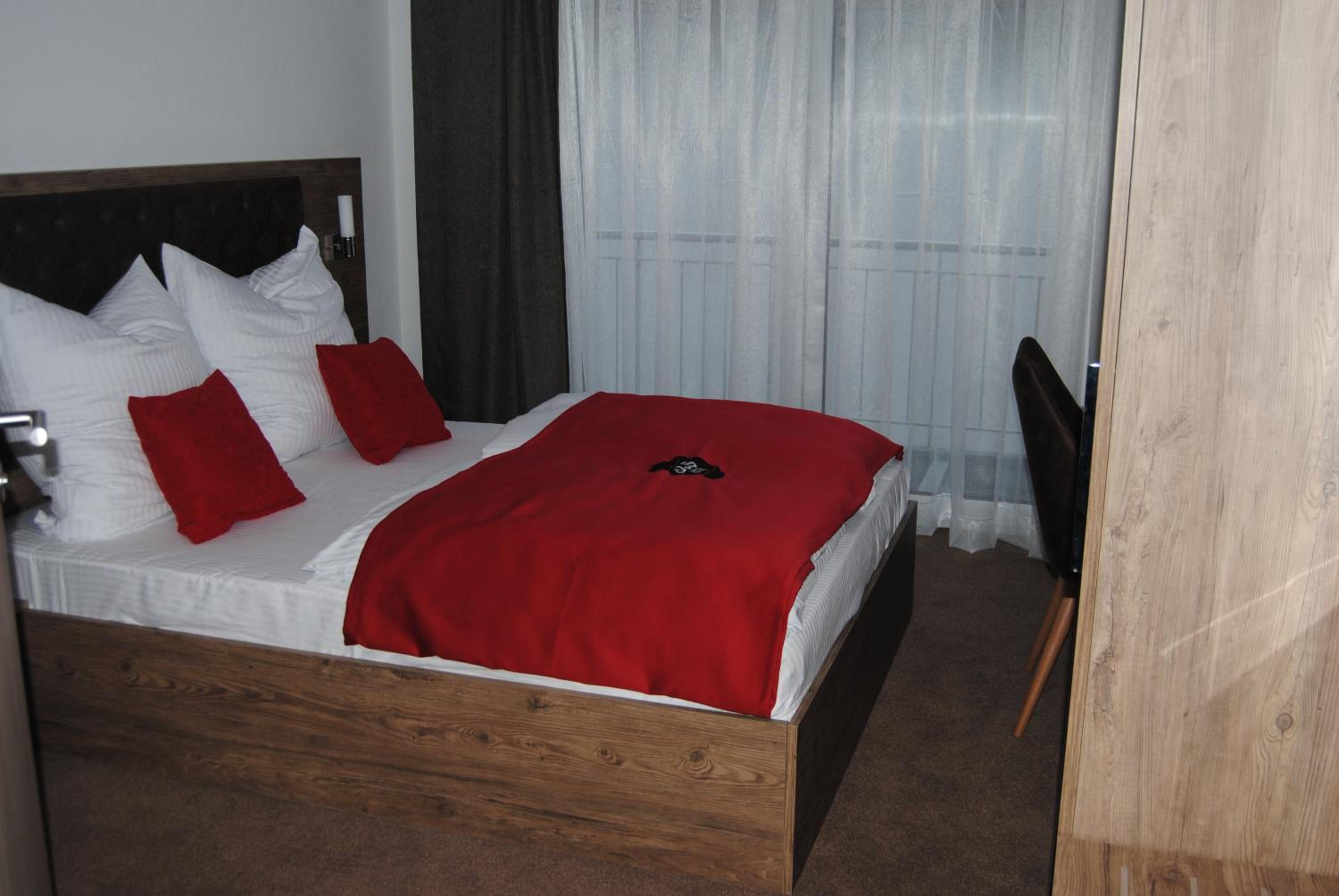 Double Room - Photo 19
