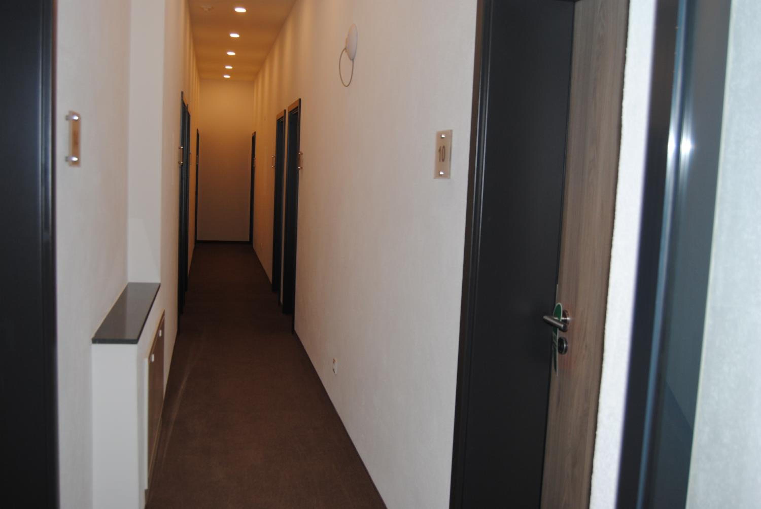 Double Room - Photo 21