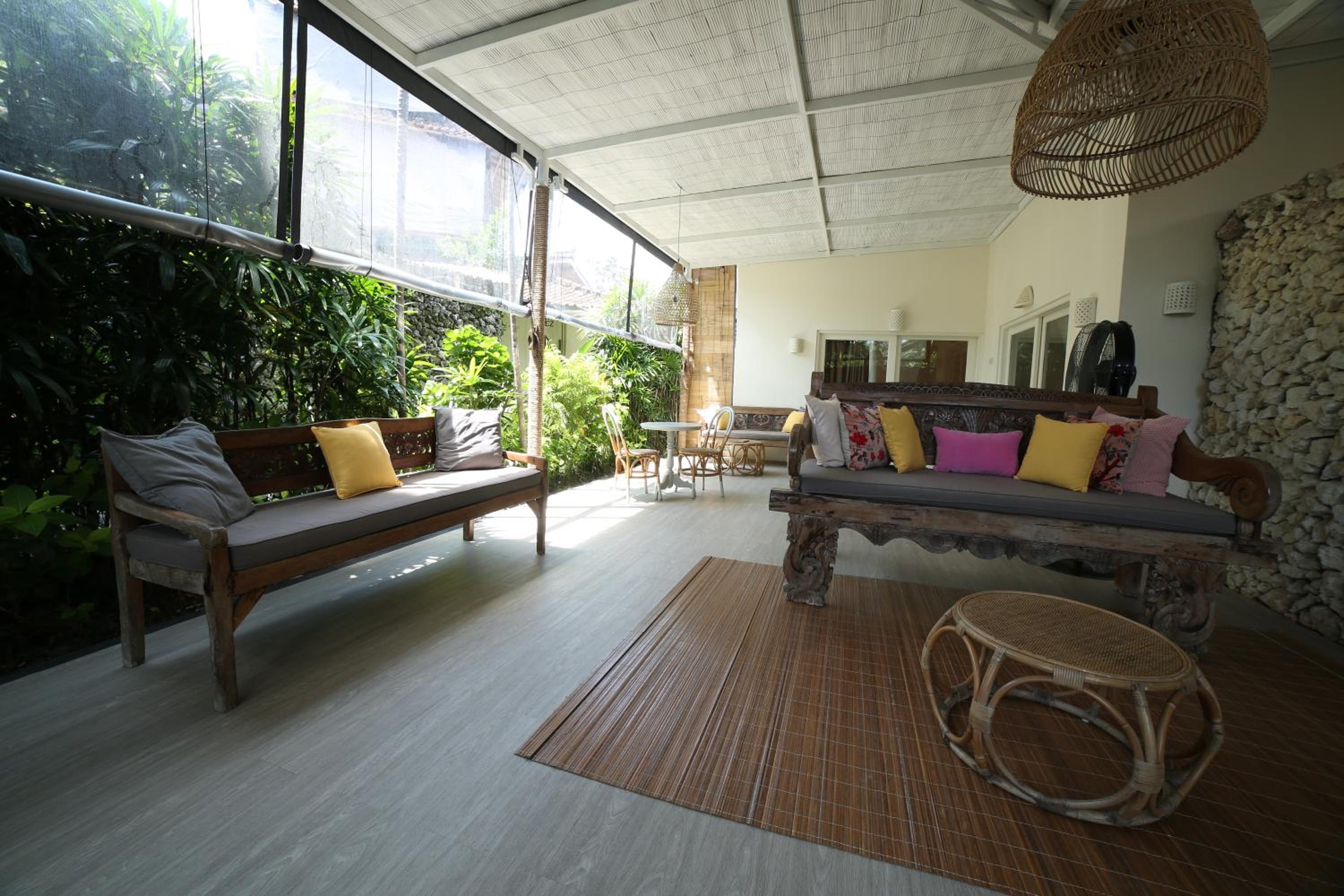 Family Room with Terrace - Photo 4