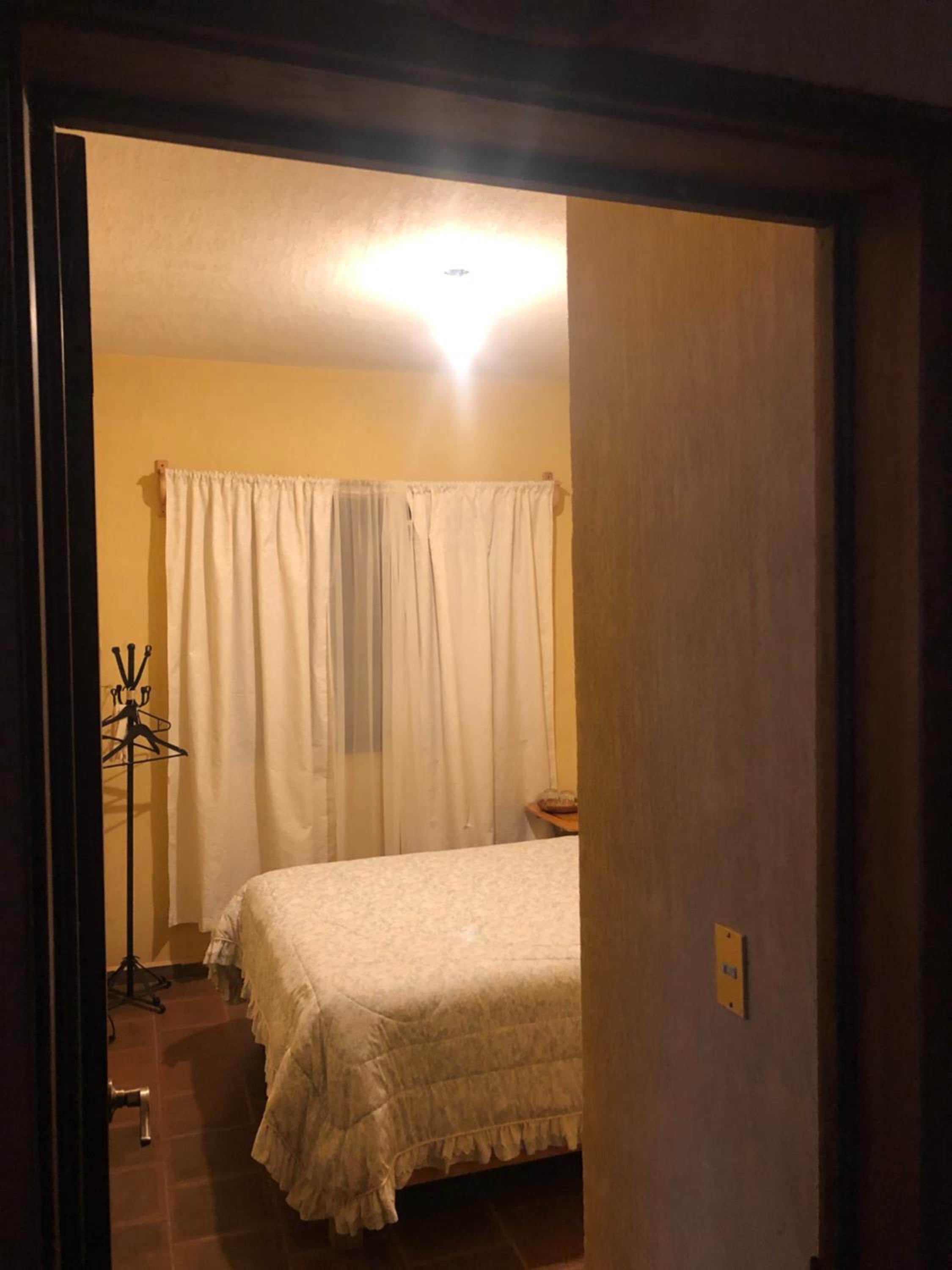 Small Double Room - Photo 4