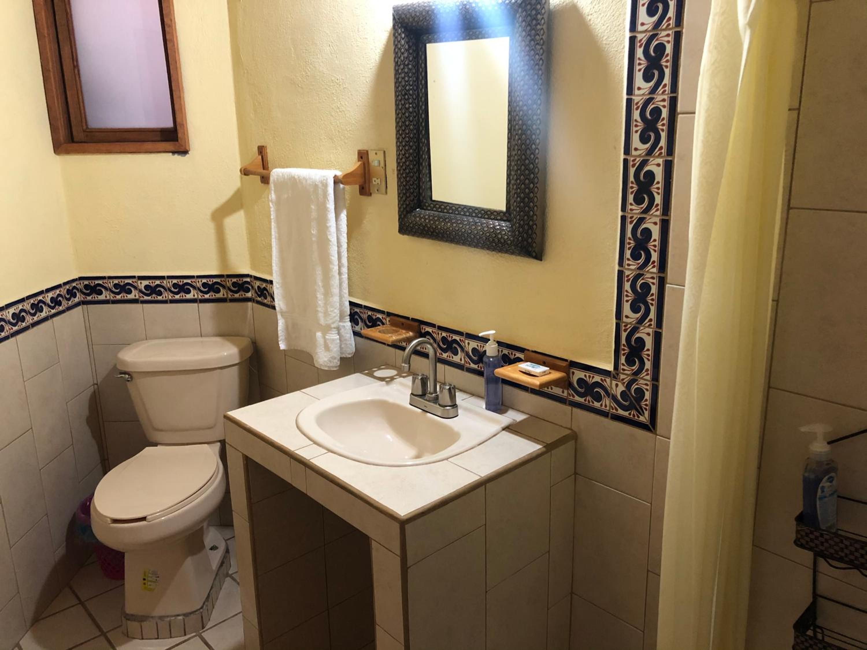 Standard Quadruple Room - Photo 3