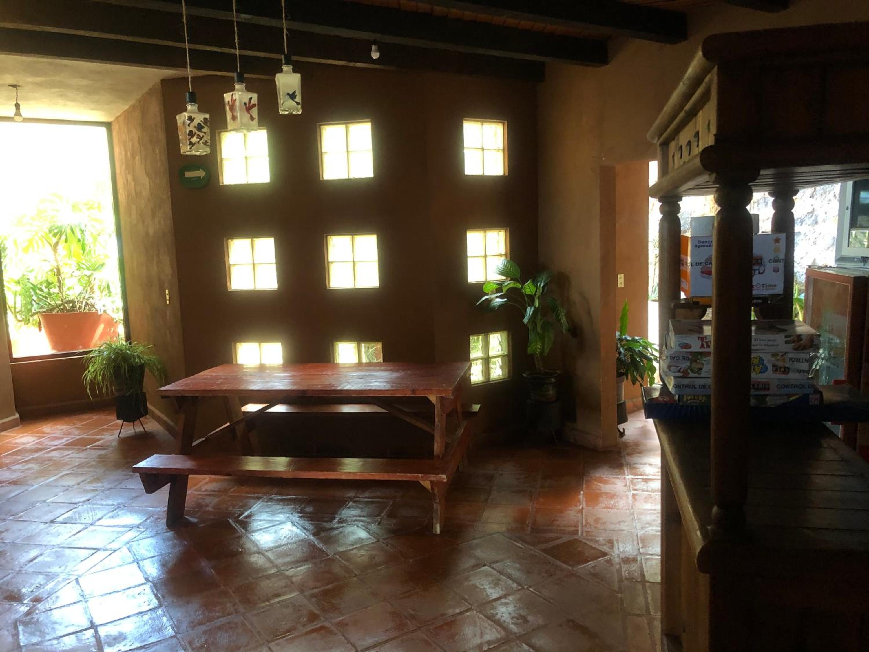 Standard Twin Room - Photo 2