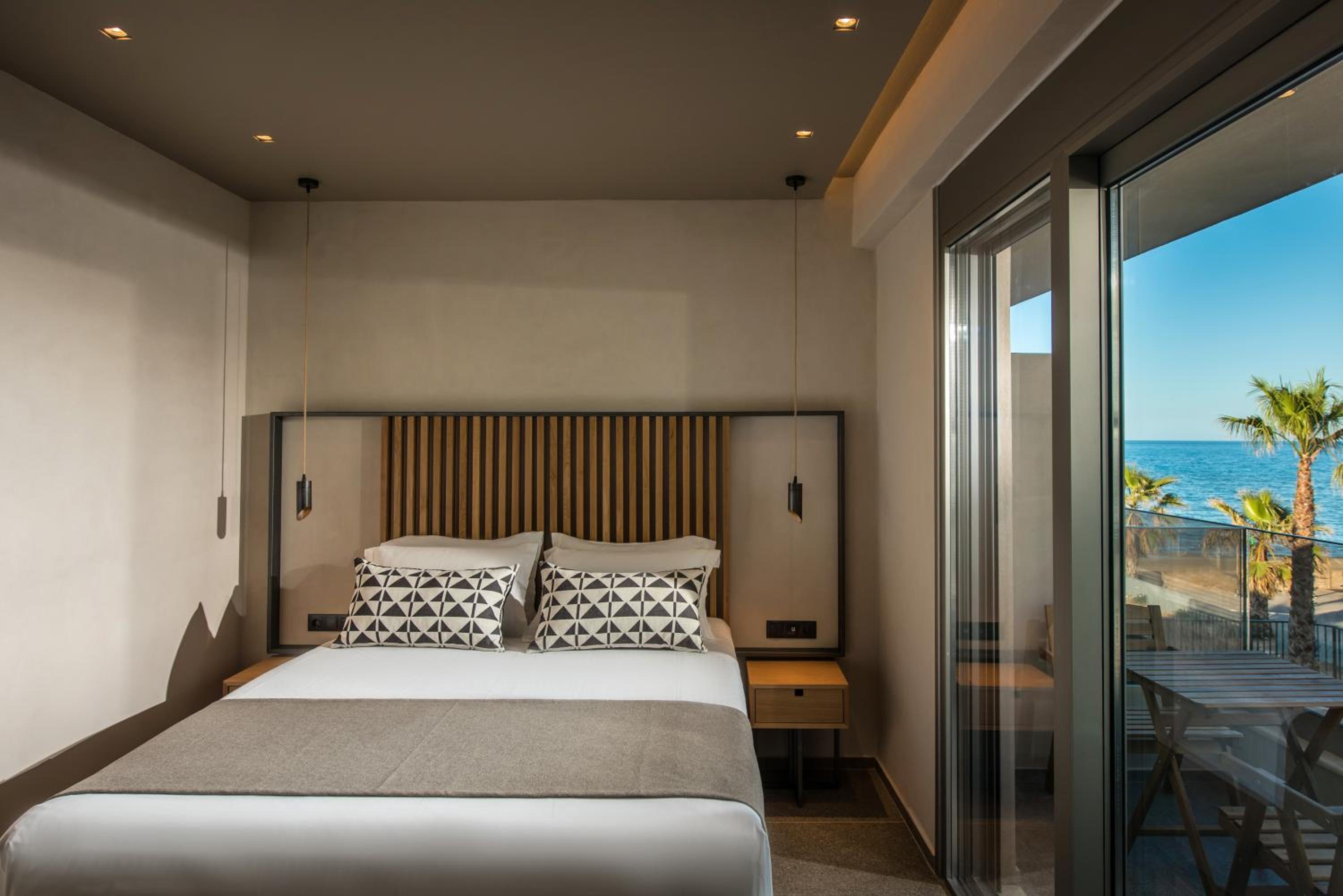 Standard Triple Room with Sea View -1st Floor - Photo 10