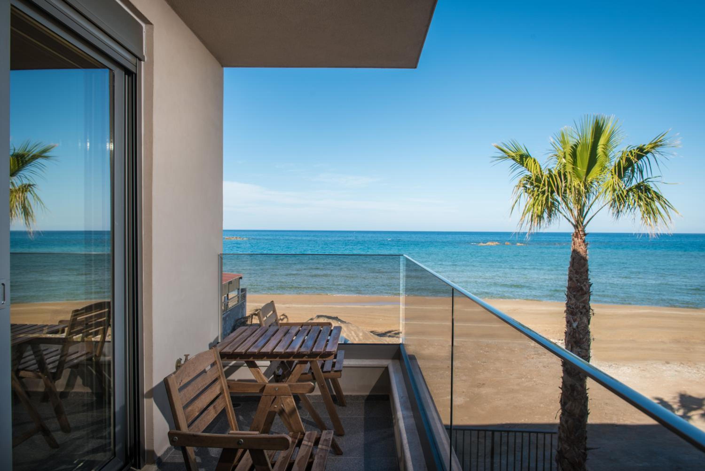 Standard Triple Room with Sea View -1st Floor - Photo 7