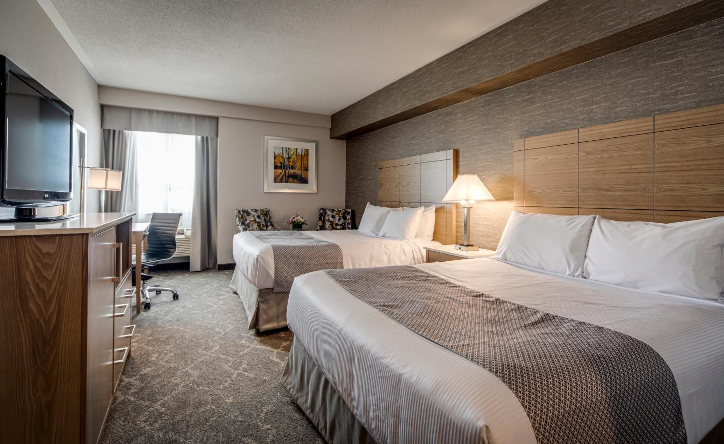 Standard Room with Two Queen Beds - Photo 1