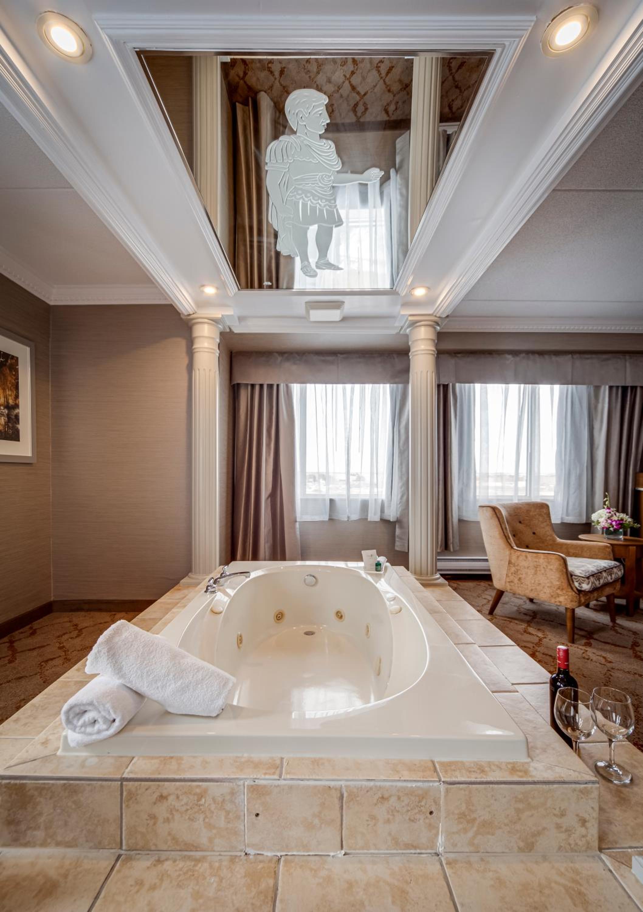 Luxury King Suite with Jetted Tub - Photo 7