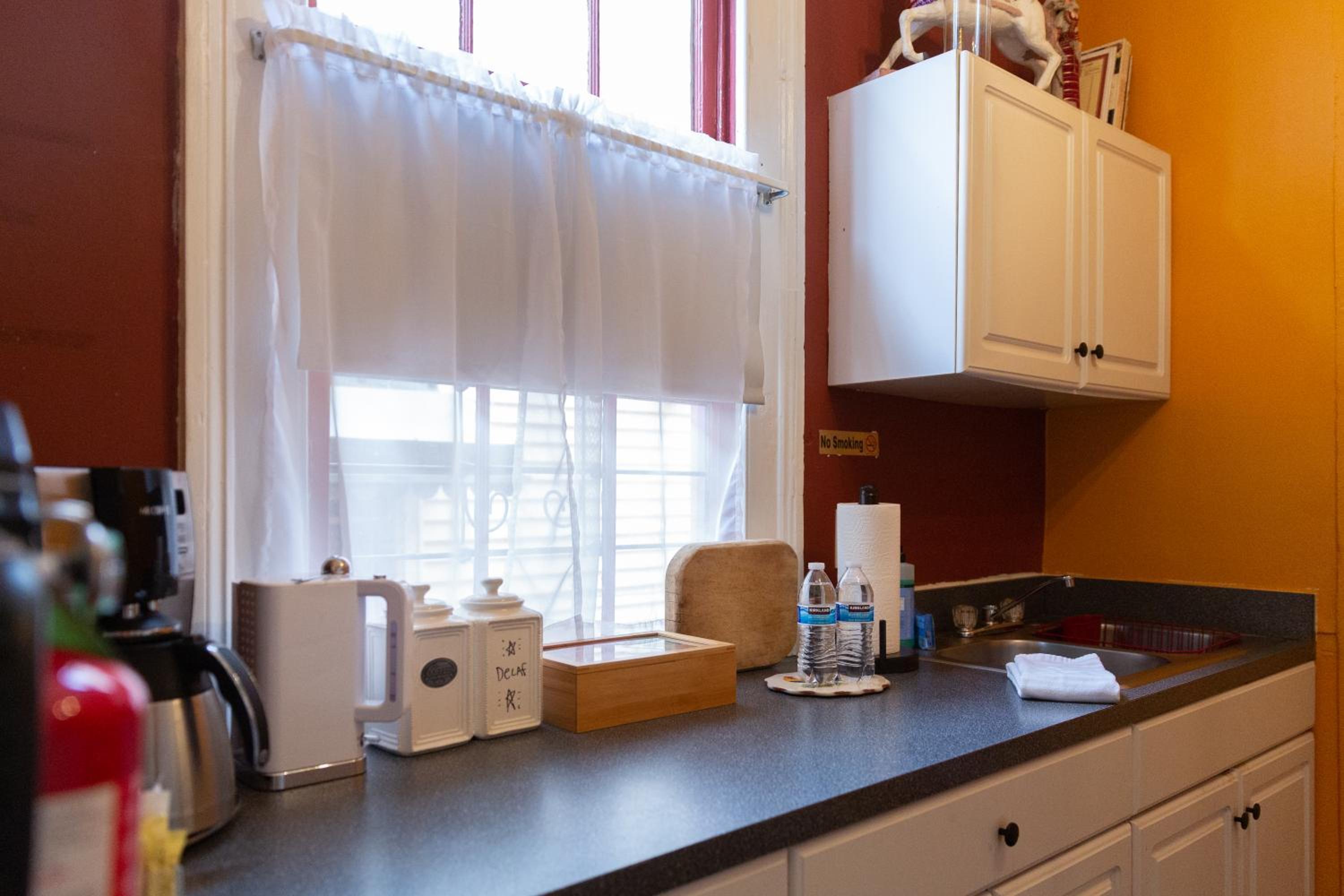 Apartment with Garden View - Photo 4