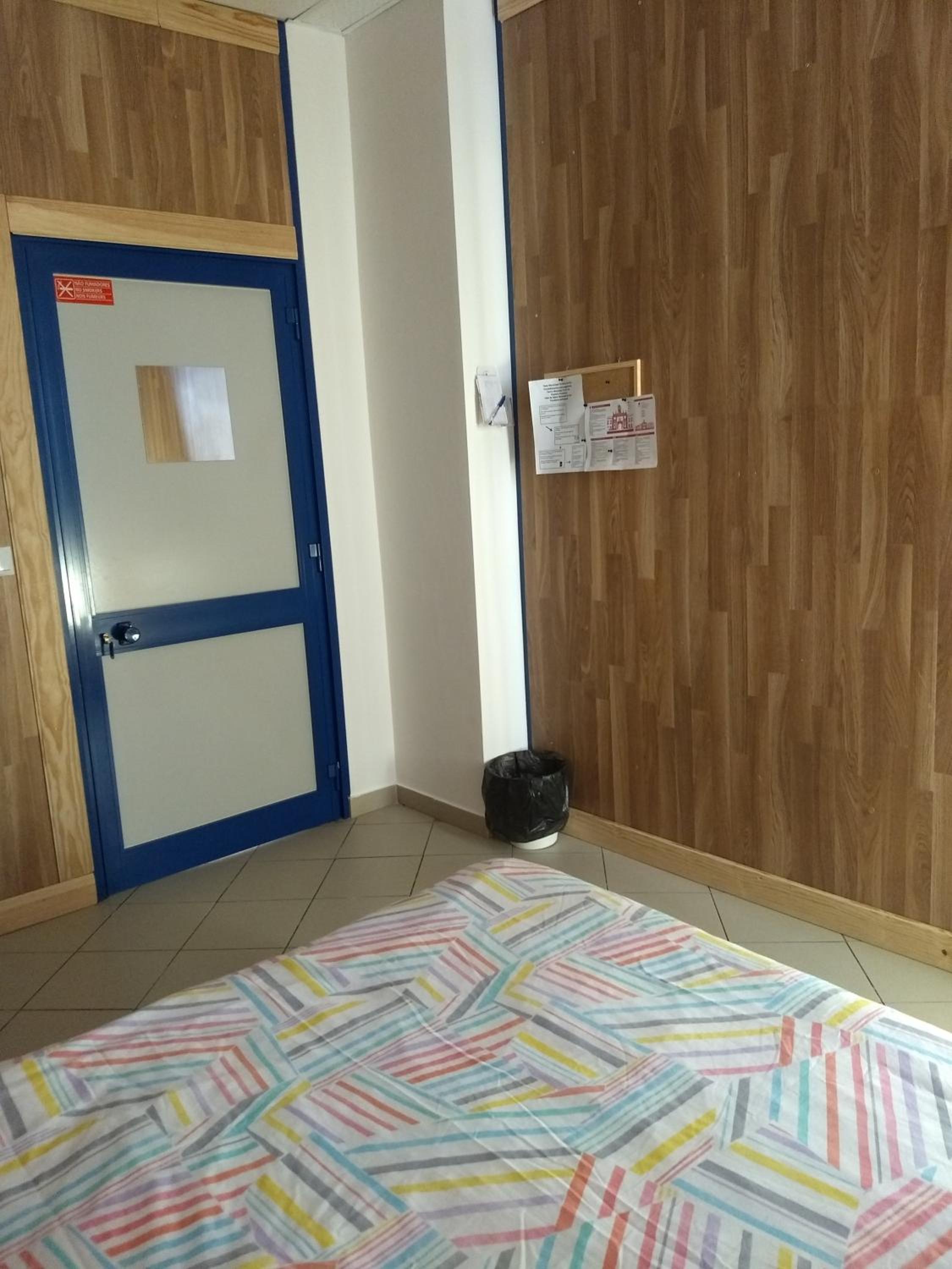 Standard Double Room - Photo 4