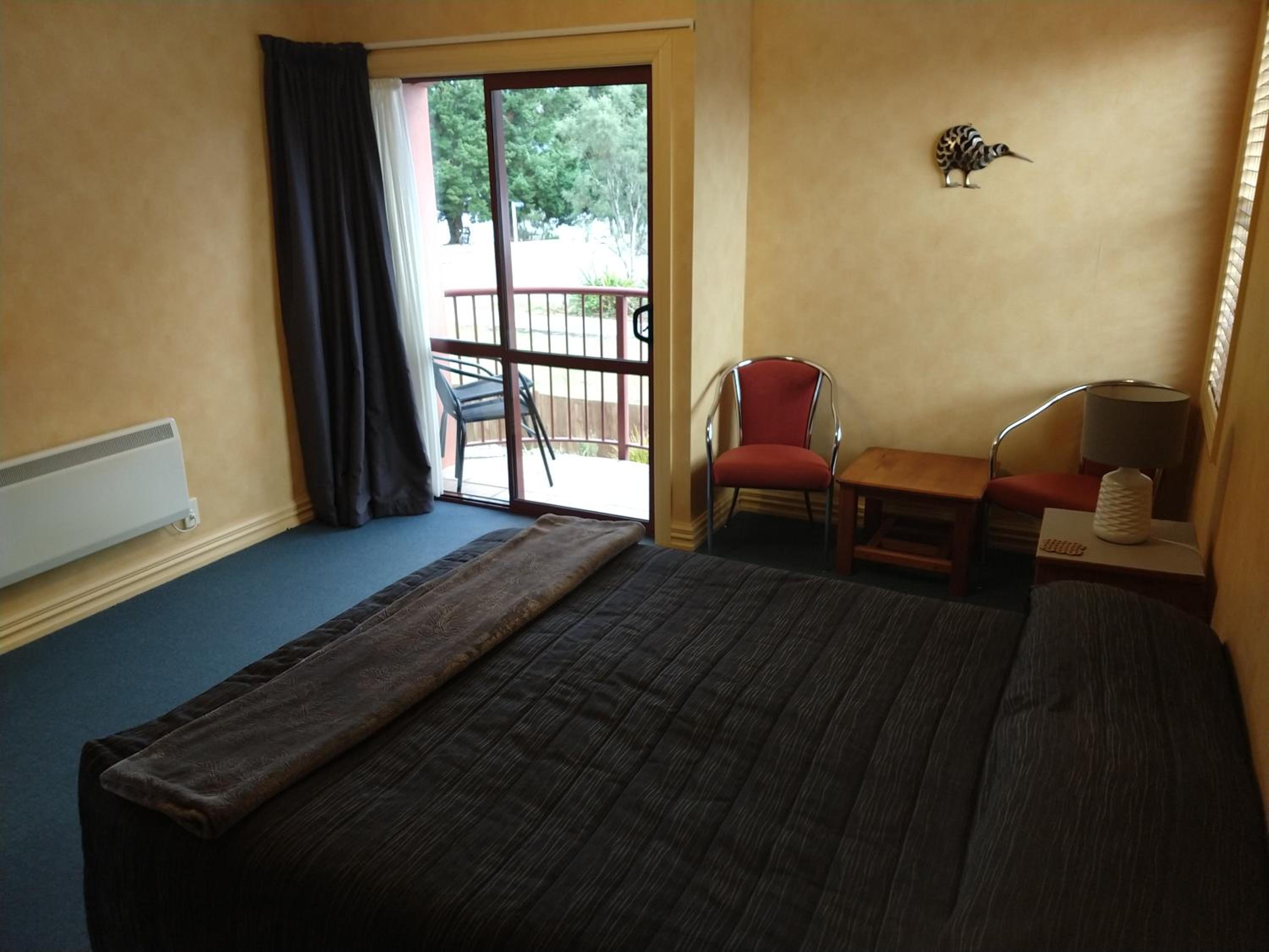 Standard Studio with Balcony - Photo 1