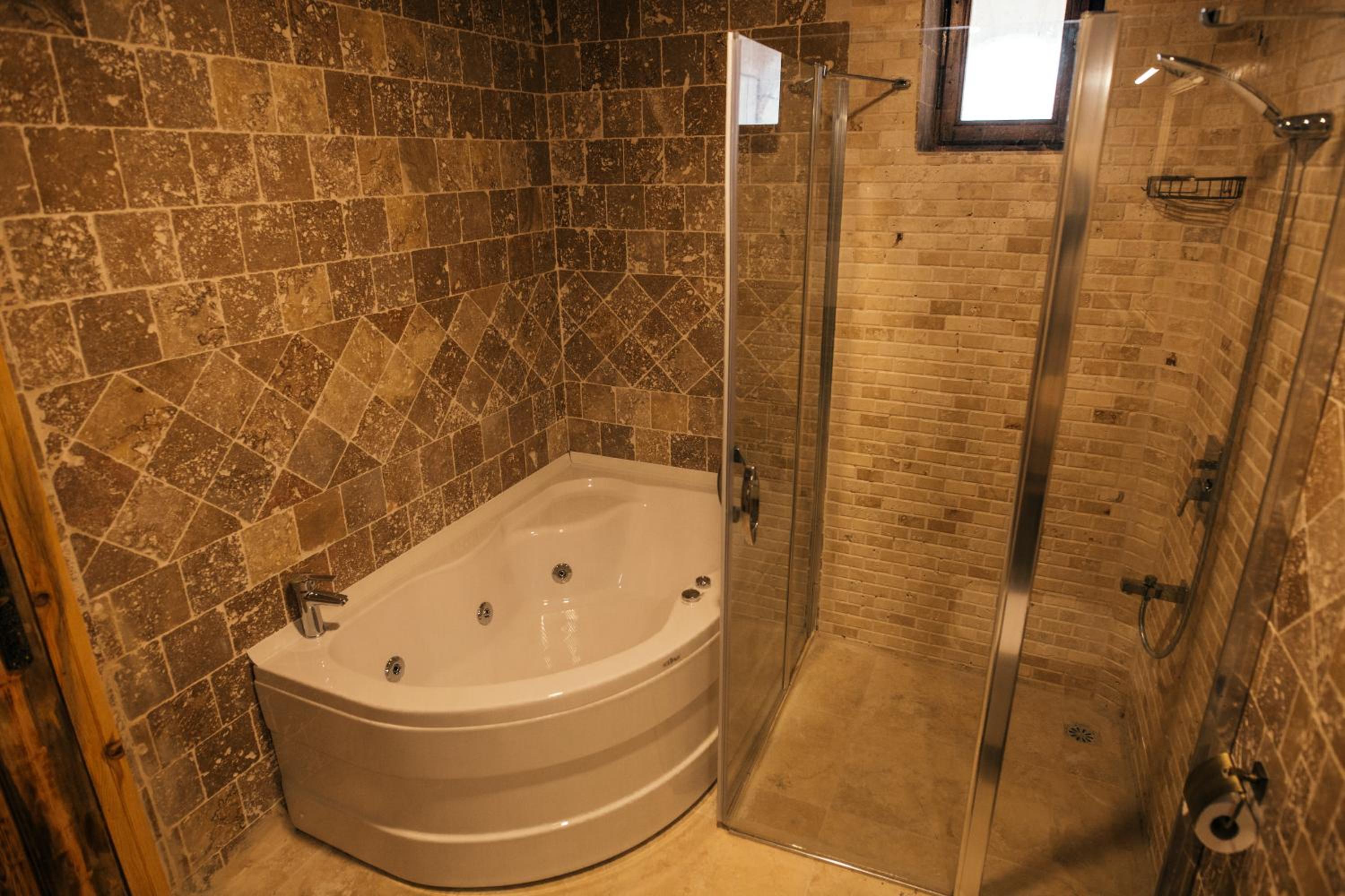 Suite with City View - Photo 2
