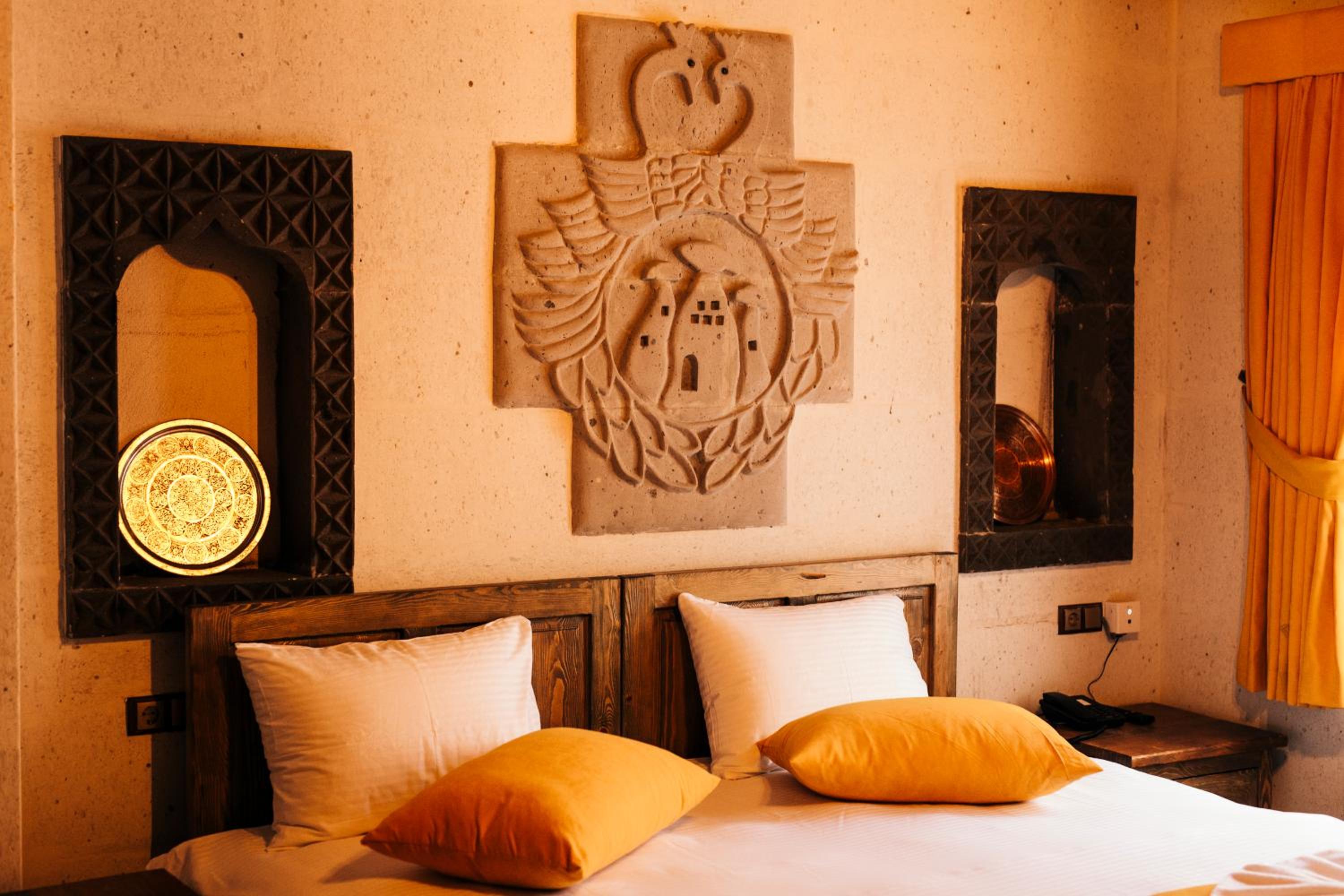 Deluxe Triple Room - Photo 10