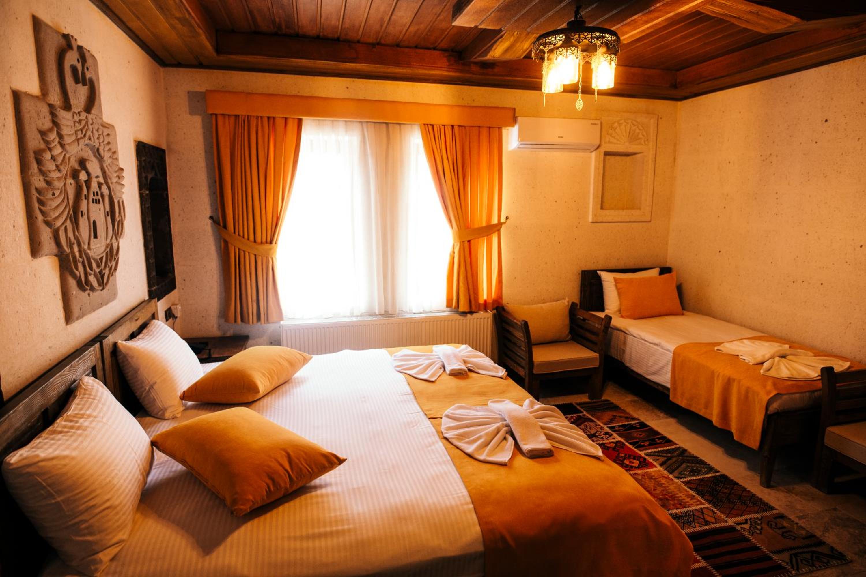 Deluxe Triple Room - Photo 4