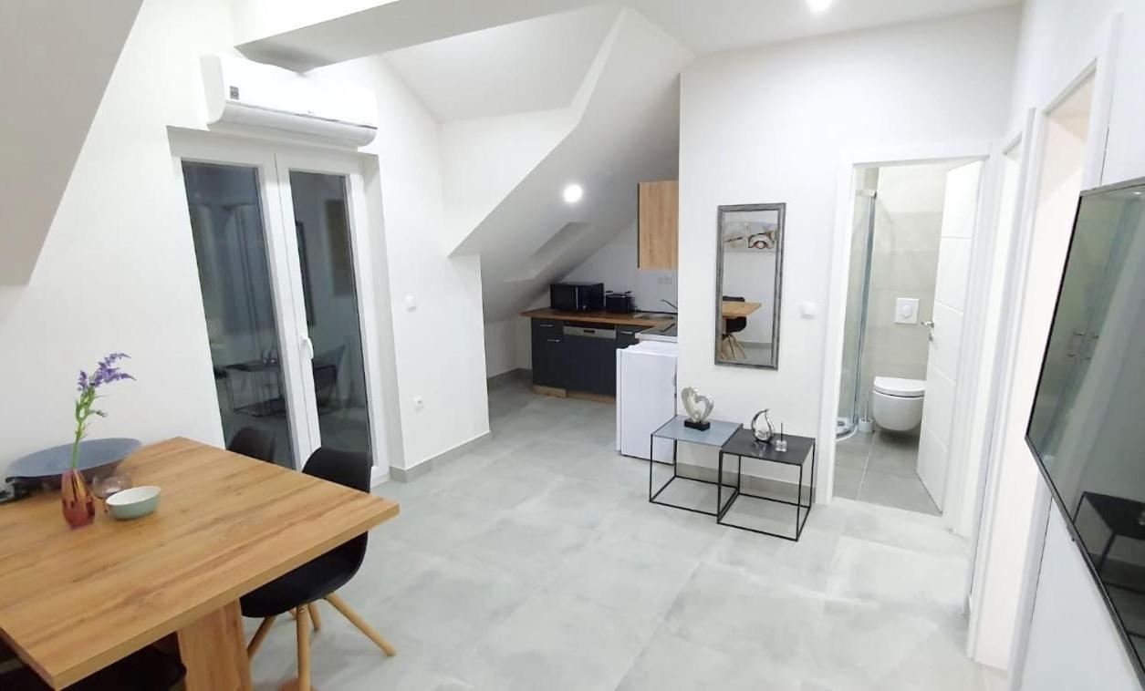 Apartment with Sea View photo 3