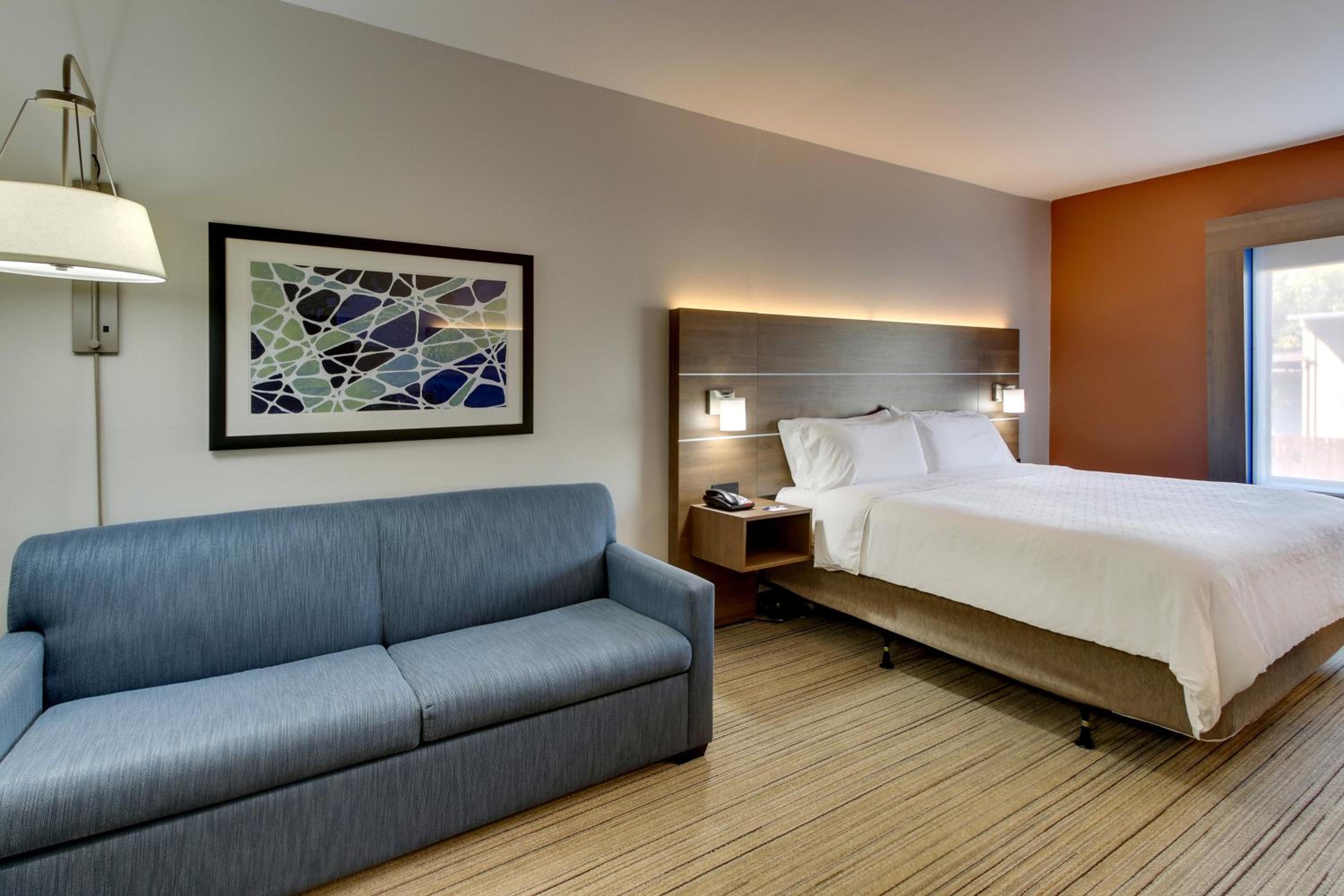 King suite with Bath Tub - hearing Accessible/Non-Smoking photo 2